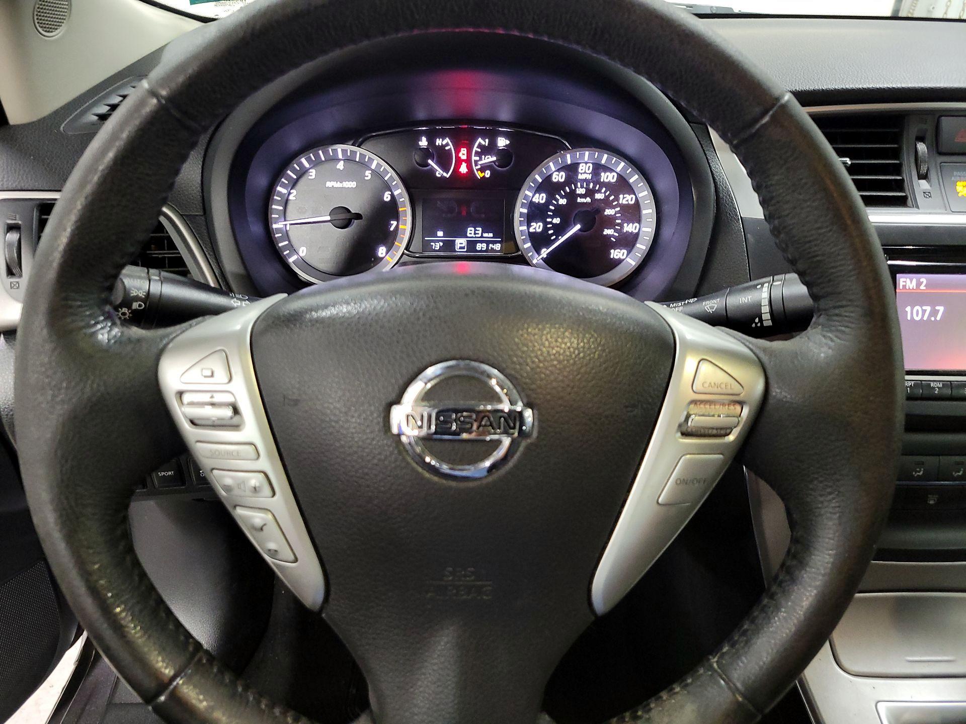 Thumbnail: 2015 Nissan Sentra - 10