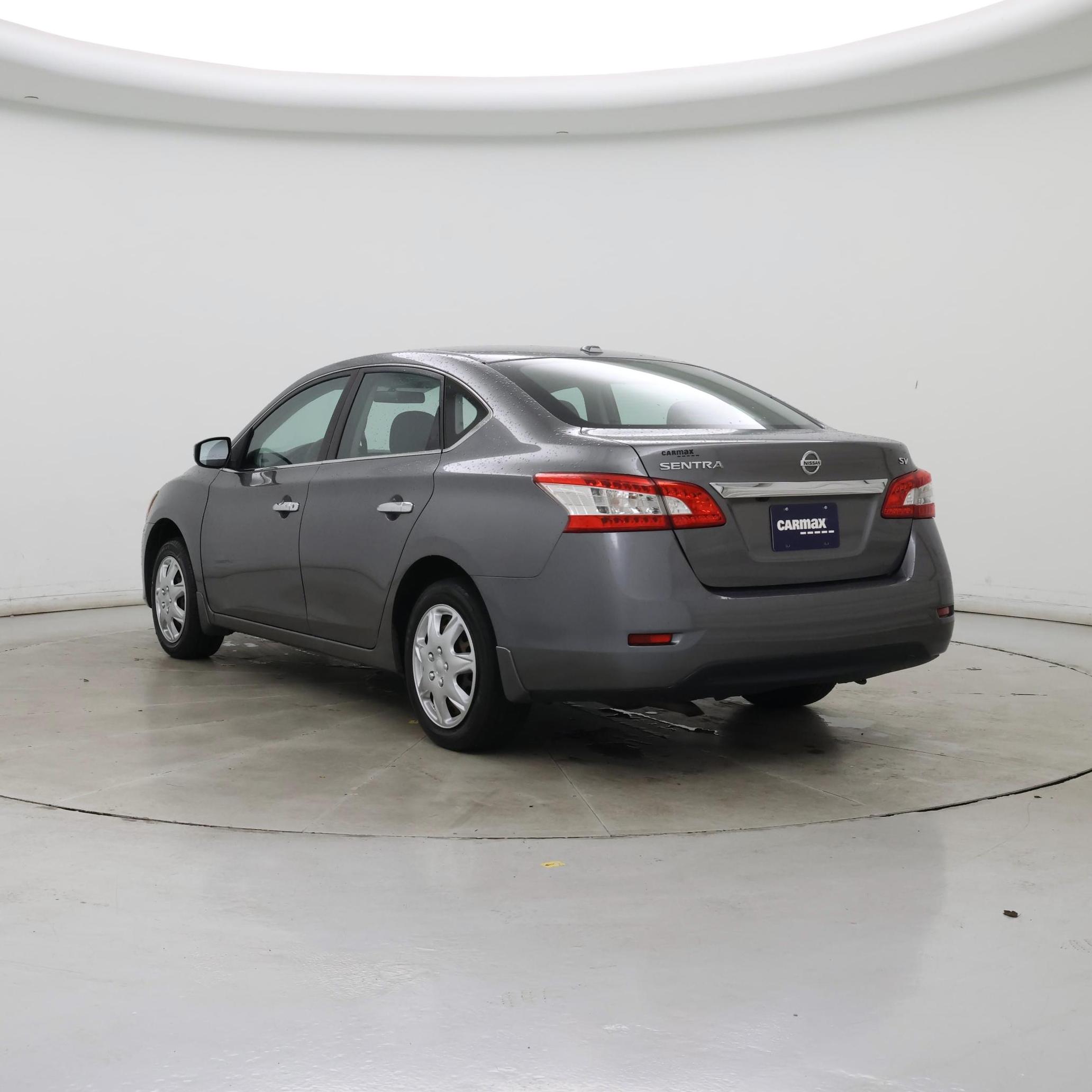 Thumbnail: 2015 Nissan Sentra - 2