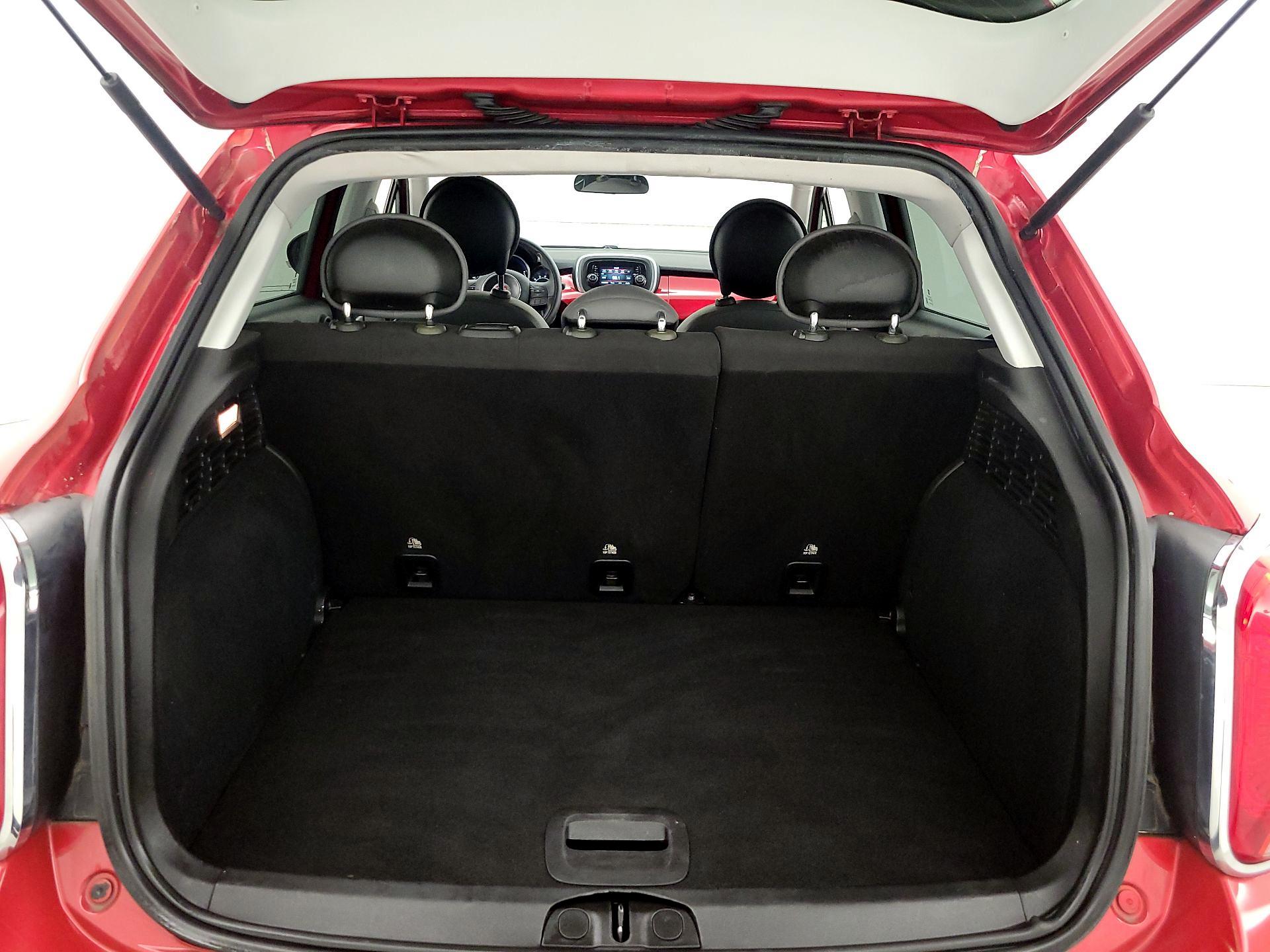 Thumbnail: 2016 Fiat 500X - 19