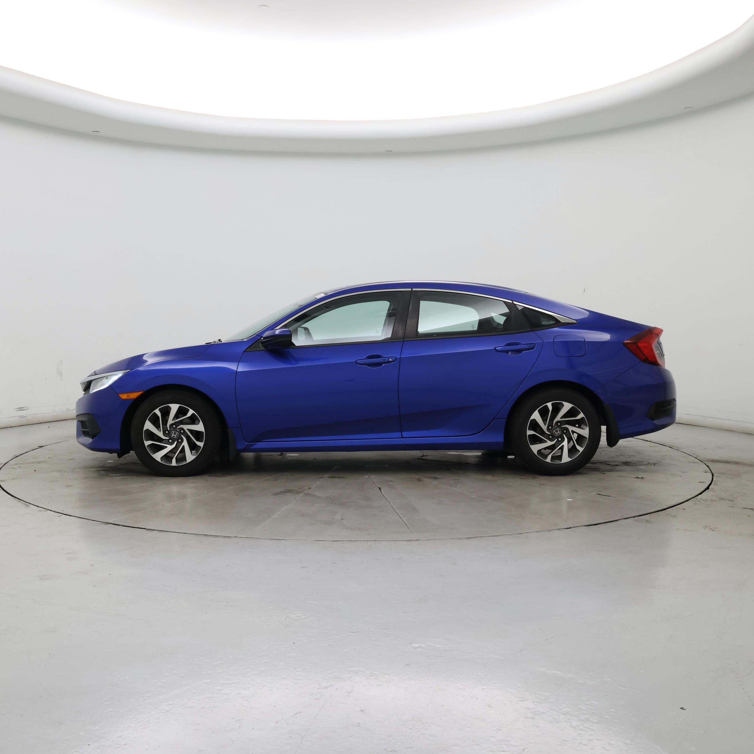 Thumbnail: 2016 Honda Civic - 3