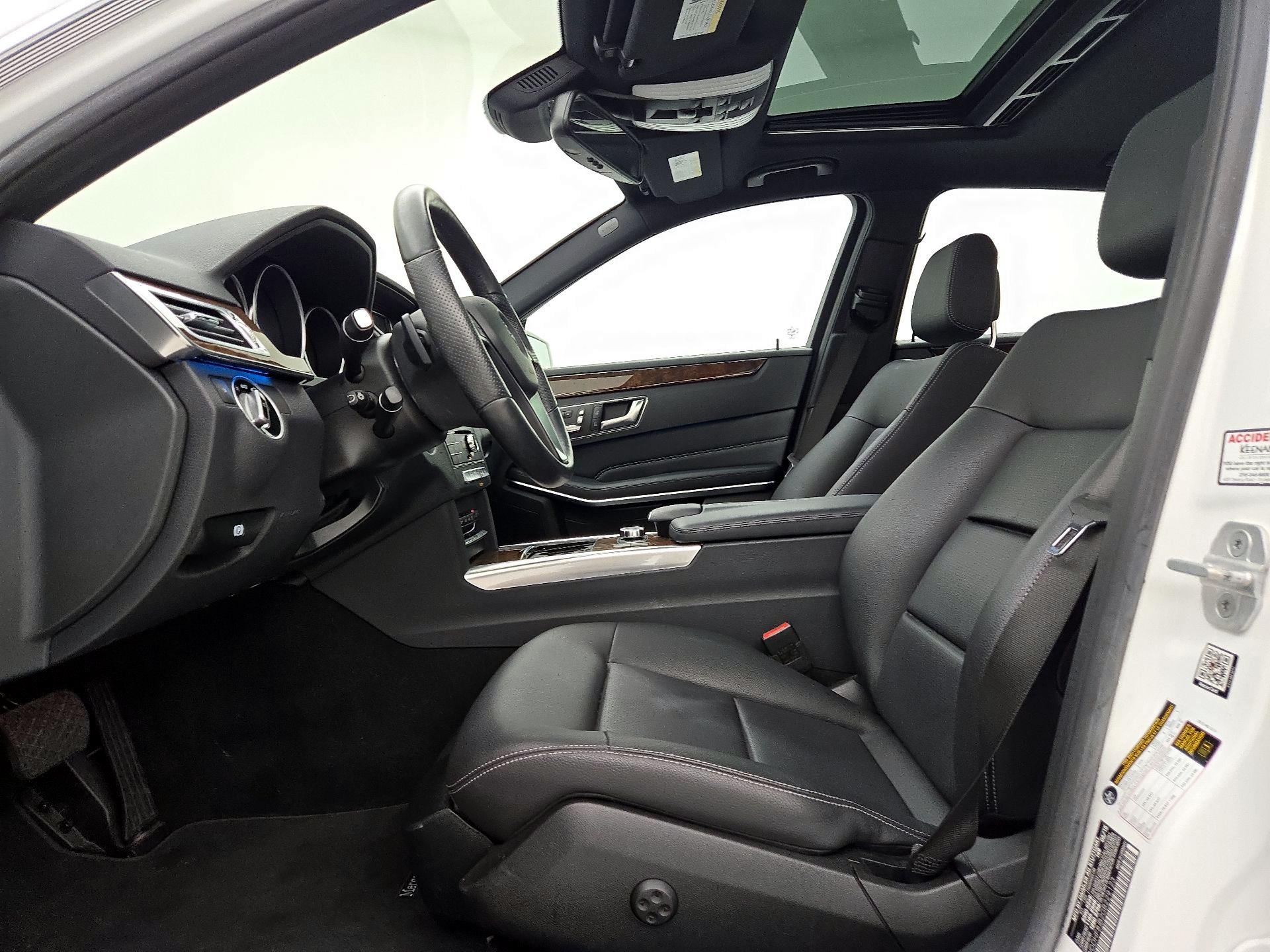 Thumbnail: 2016 Mercedes-Benz E-Class - 11