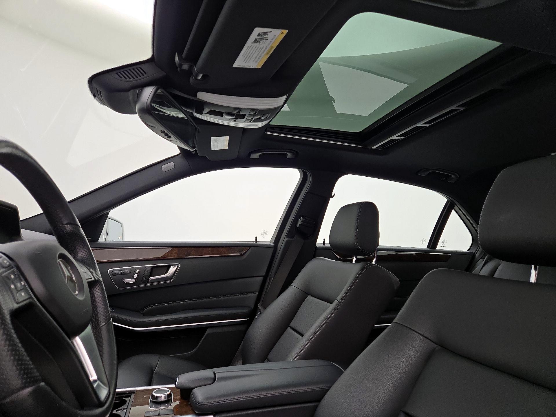Thumbnail: 2016 Mercedes-Benz E-Class - 20