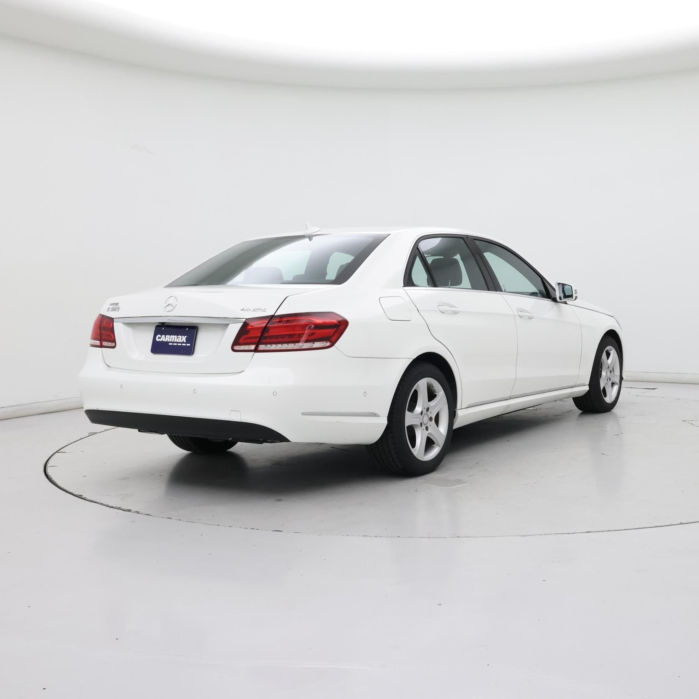Thumbnail: 2016 Mercedes-Benz E-Class - 8