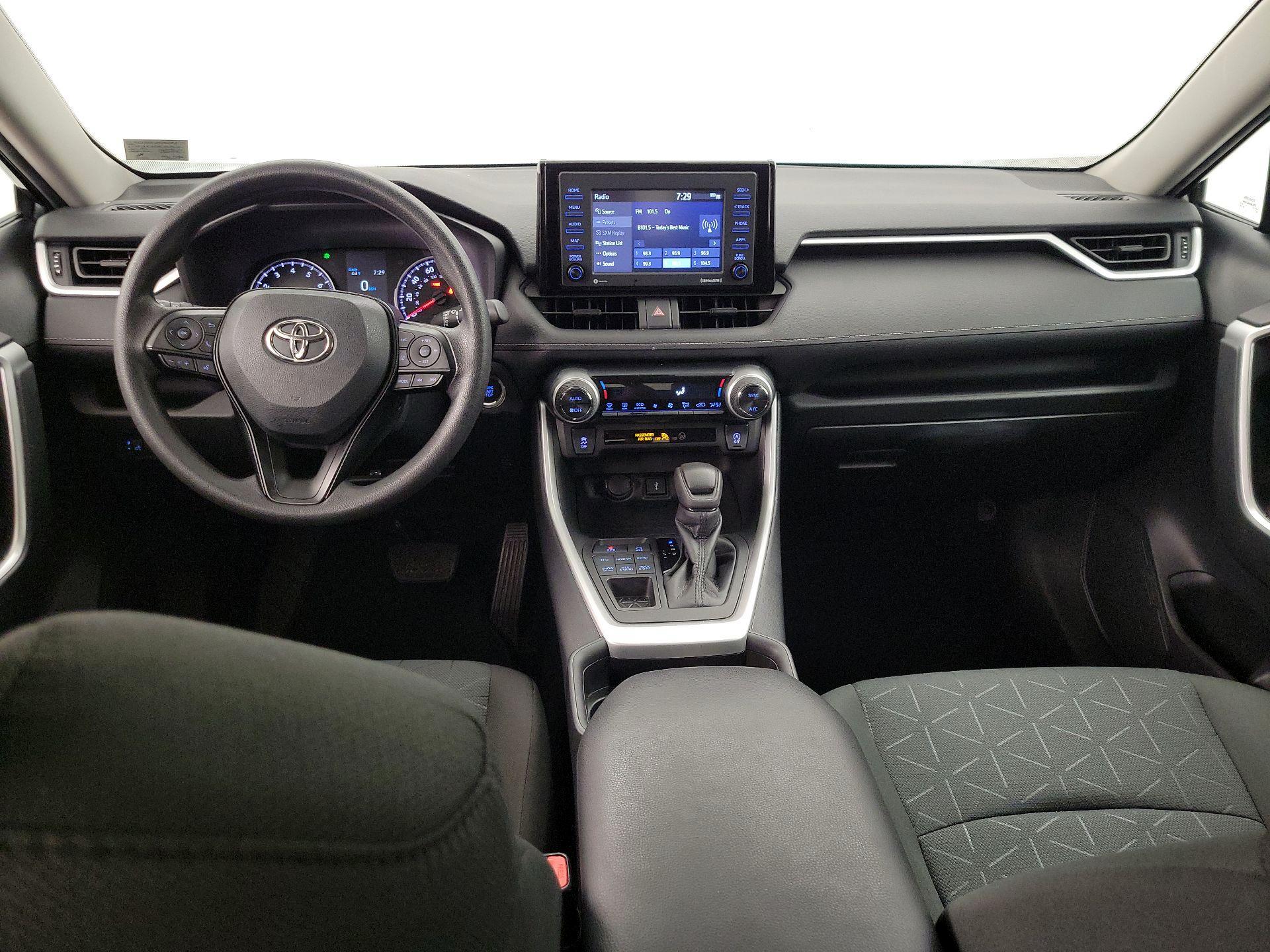 Thumbnail: 2021 Toyota RAV4 - 9
