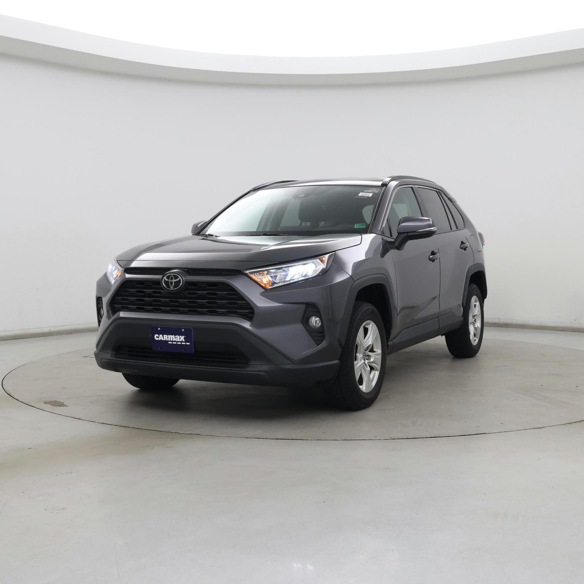 Thumbnail: 2021 Toyota RAV4 - 4