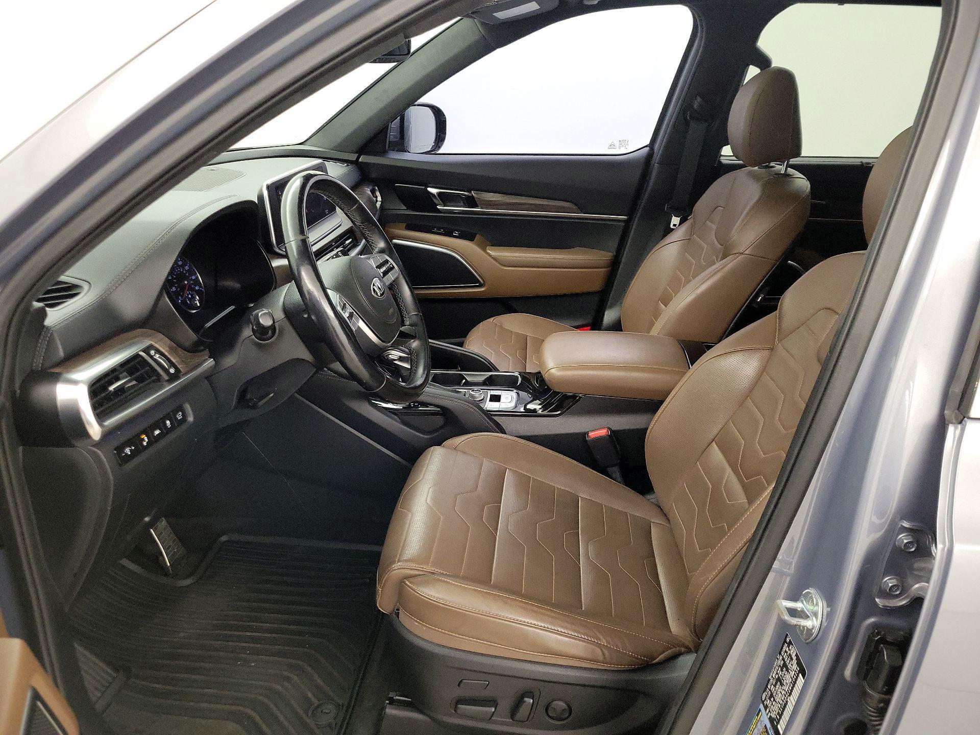 Thumbnail: 2021 Kia Telluride - 11