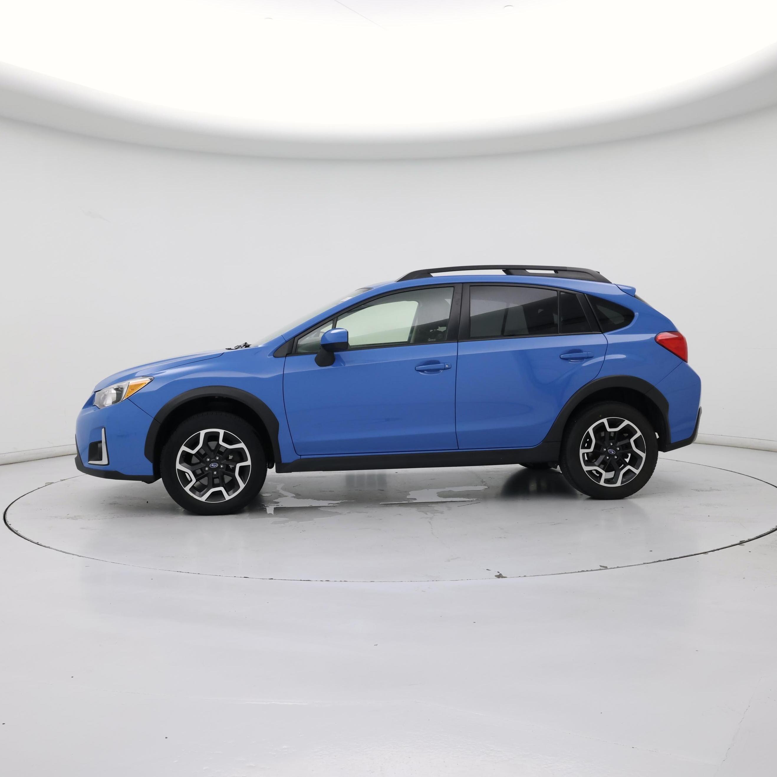 Thumbnail: 2016 Subaru XV Crosstrek - 3