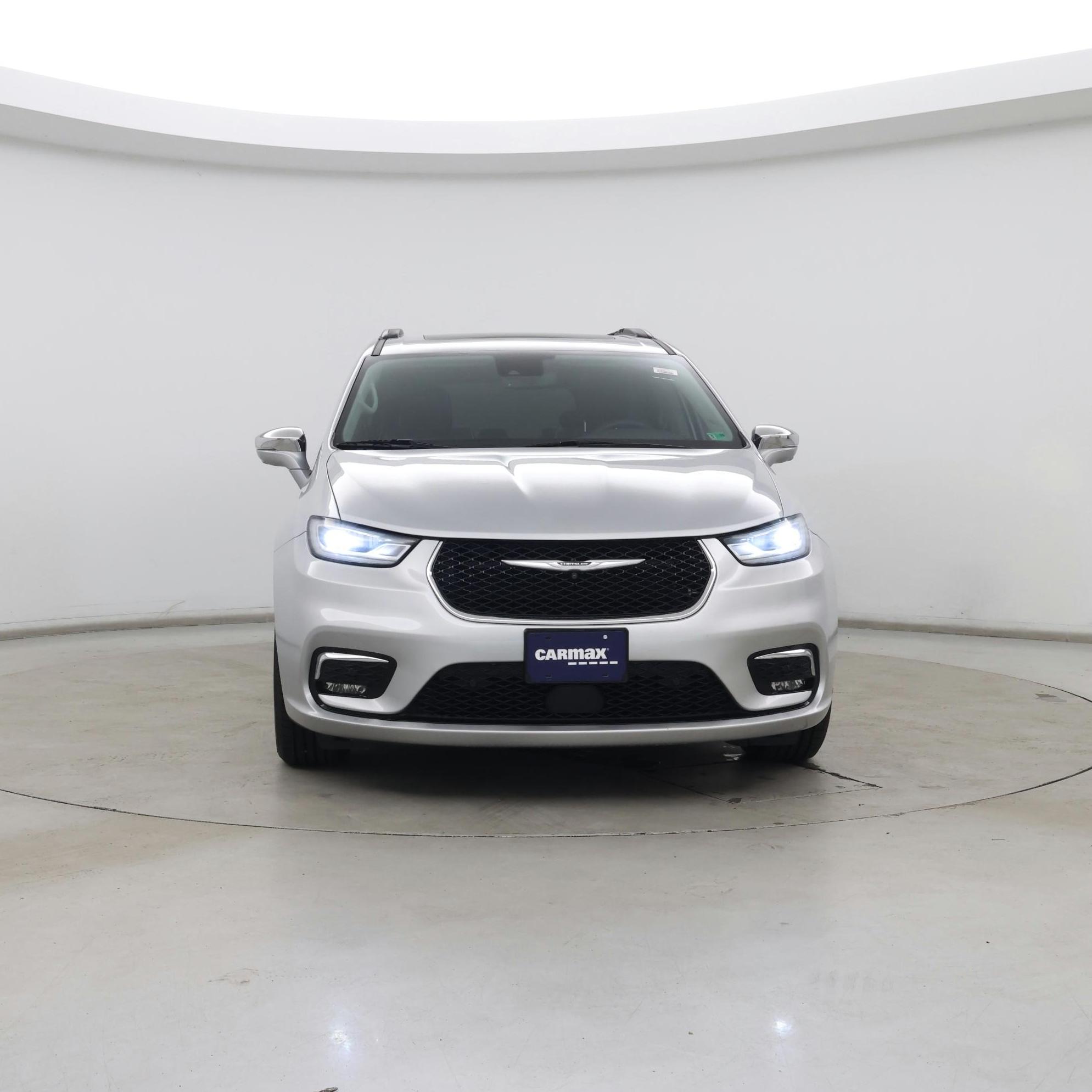 Thumbnail: 2022 Chrysler Pacifica - 5