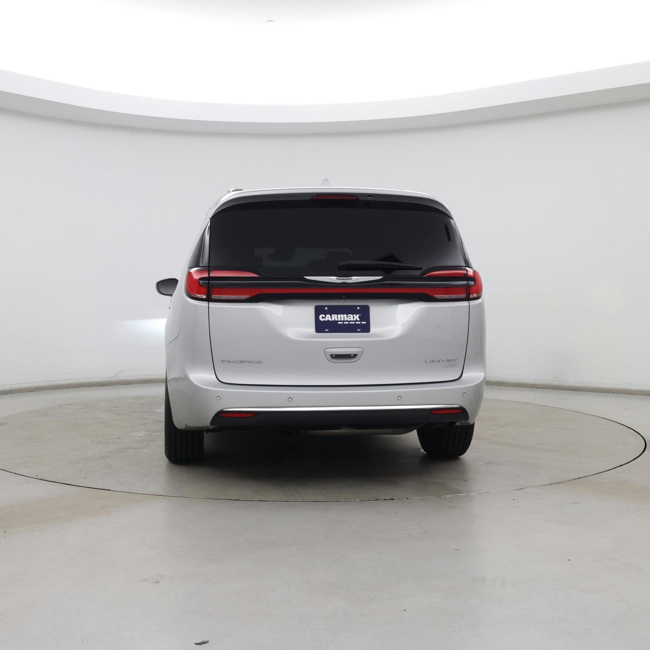 Thumbnail: 2022 Chrysler Pacifica - 6