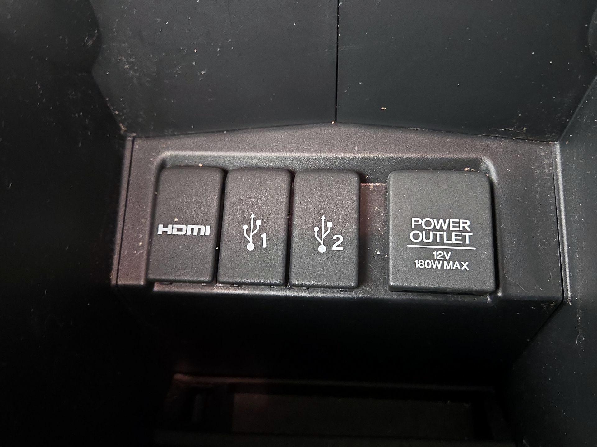 Thumbnail: 2016 Honda CR-V - 18