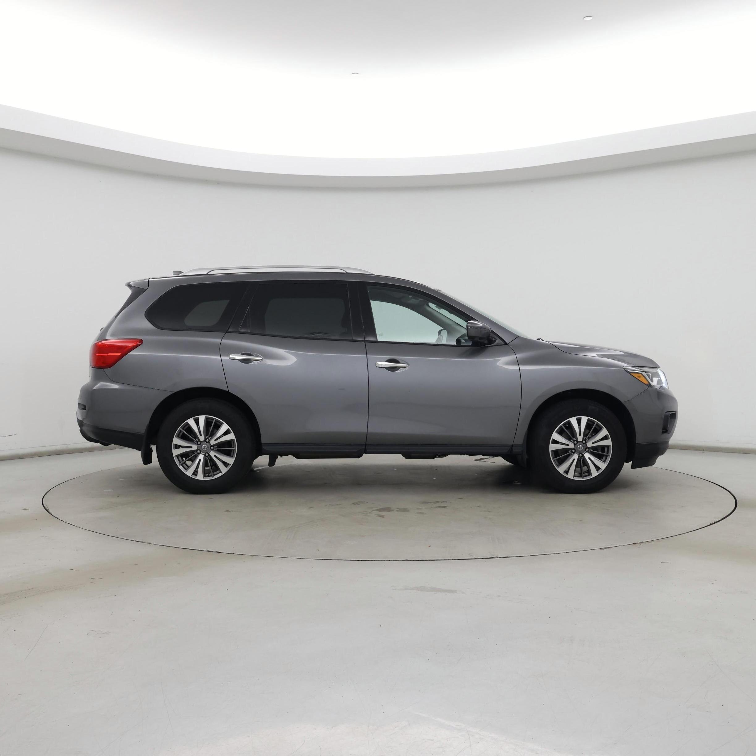 Thumbnail: 2020 Nissan Pathfinder - 7