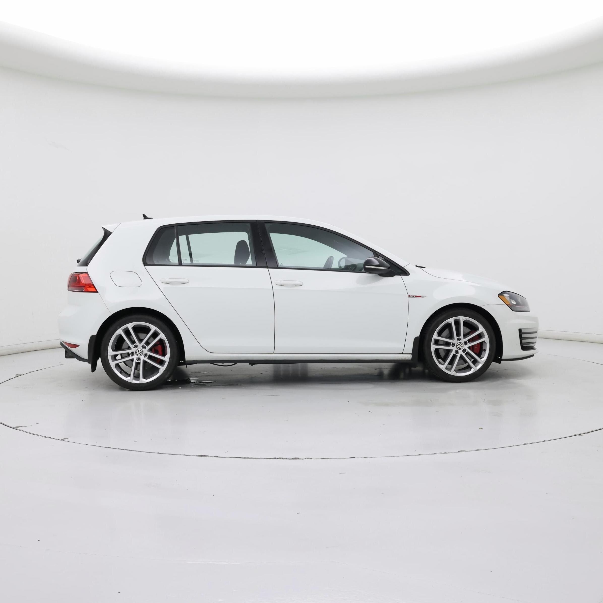 Thumbnail: 2017 Volkswagen Golf - 7