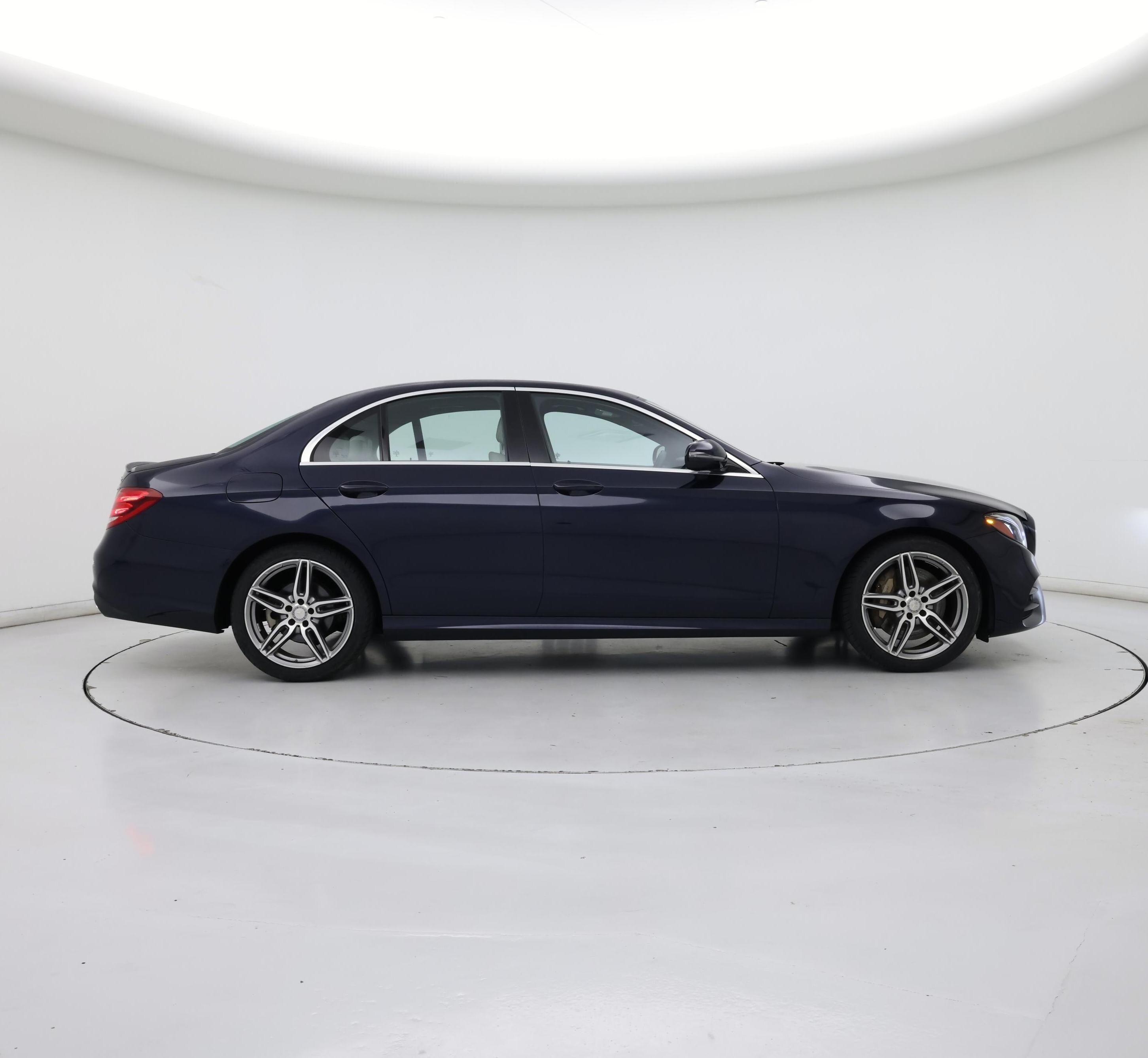 Thumbnail: 2017 Mercedes-Benz E-Class - 7