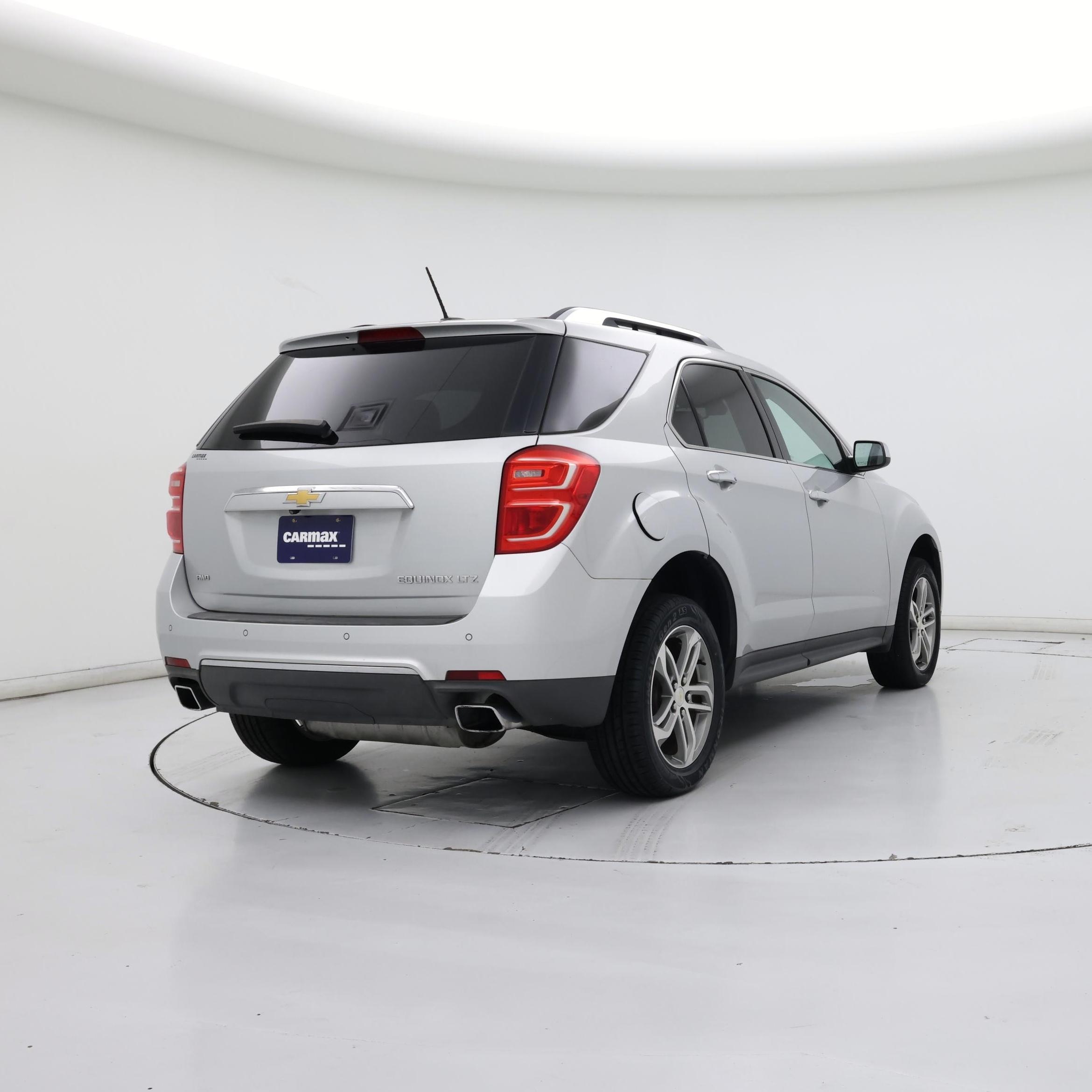 Thumbnail: 2016 Chevrolet Equinox - 8
