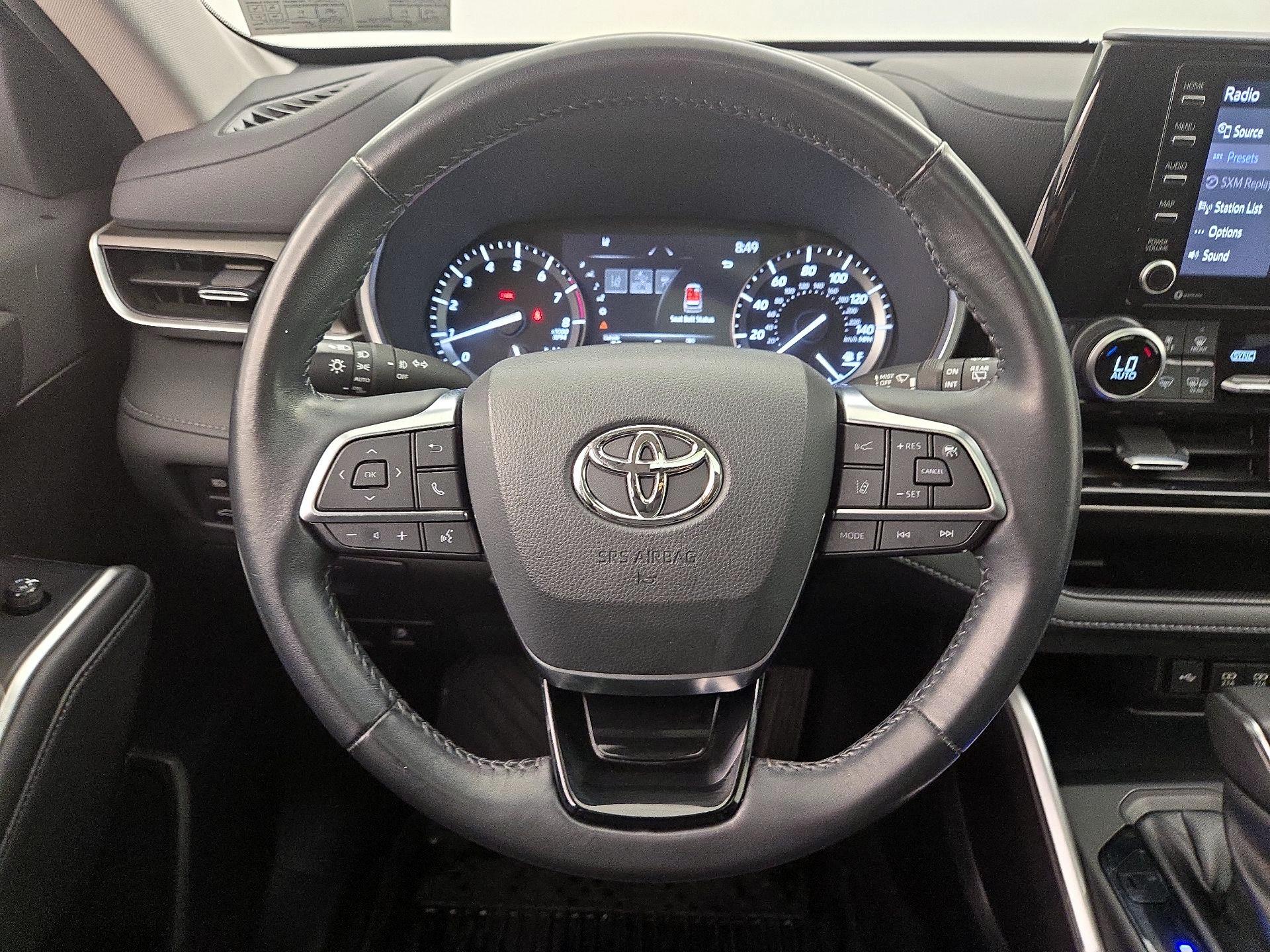 Thumbnail: 2021 Toyota Highlander - 10