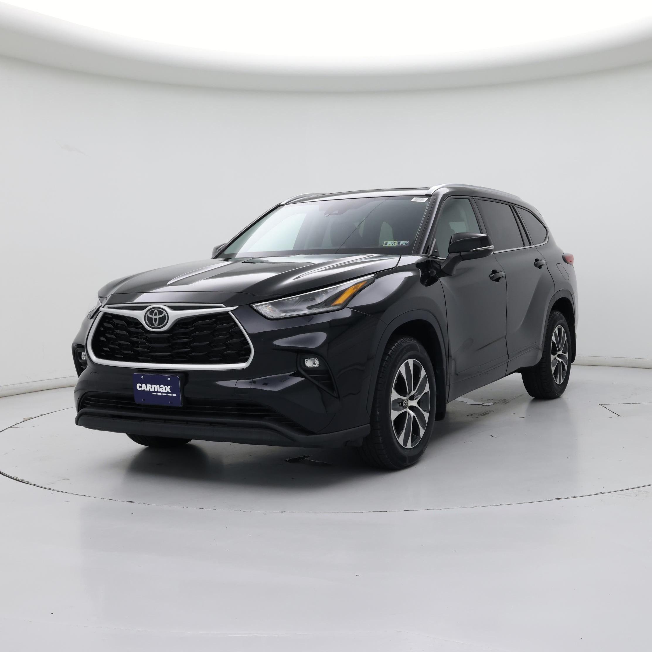 Thumbnail: 2021 Toyota Highlander - 4