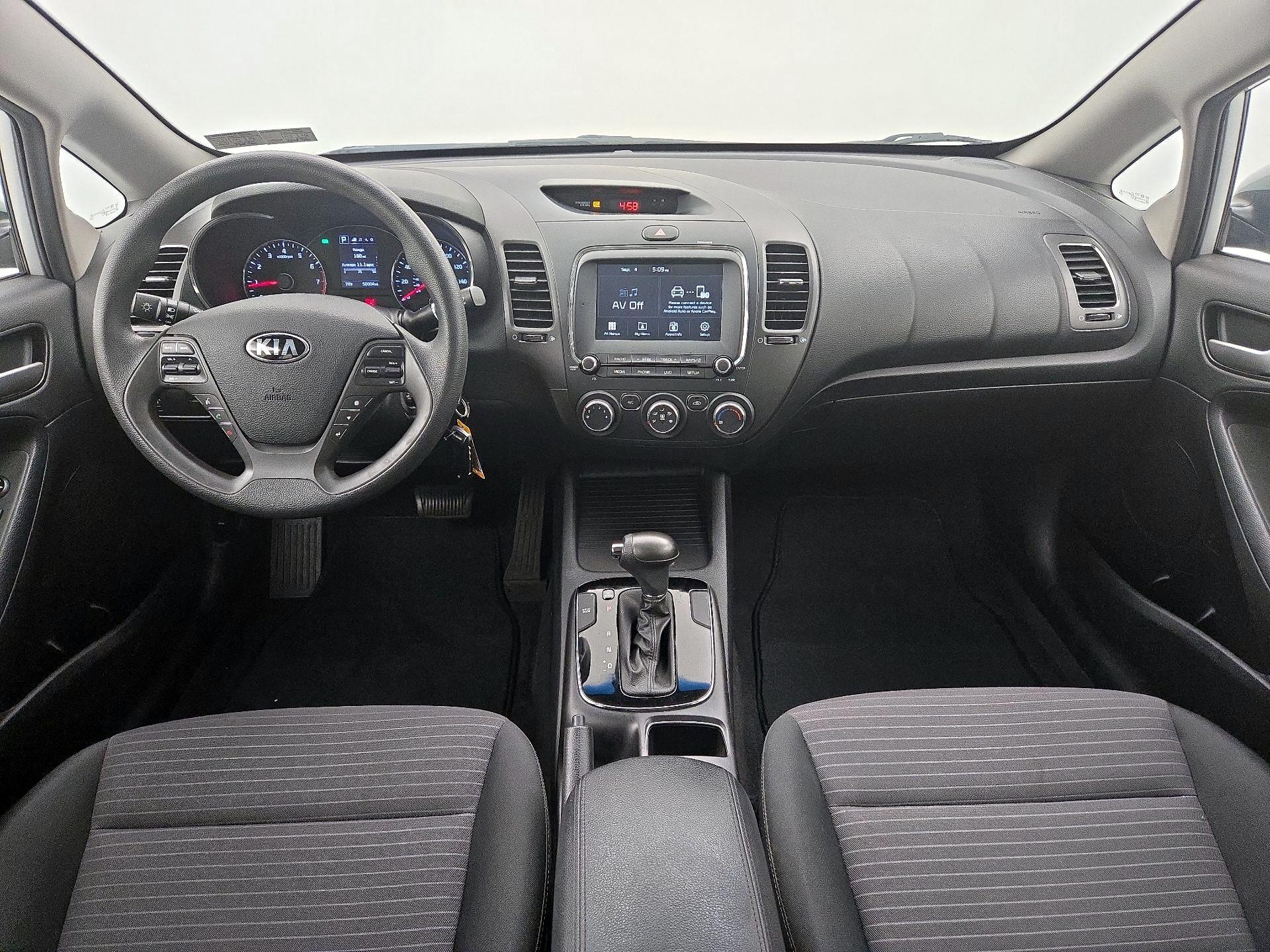 Thumbnail: 2018 Kia Forte - 9