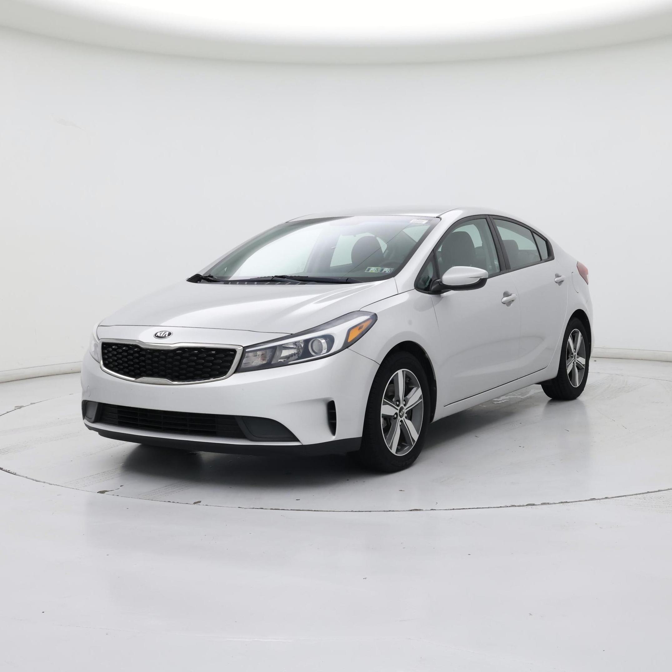 Thumbnail: 2018 Kia Forte - 4