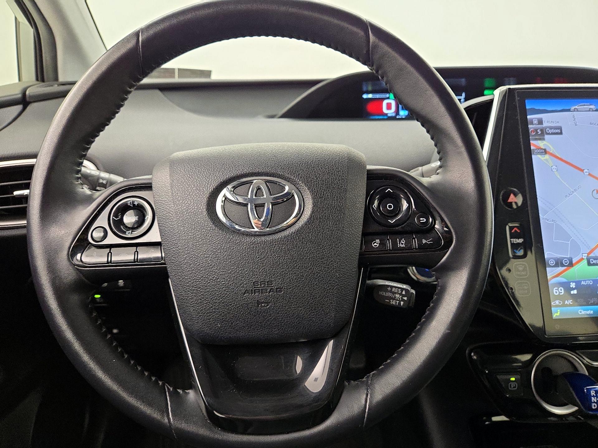 Thumbnail: 2020 Toyota Prius Prime - 10