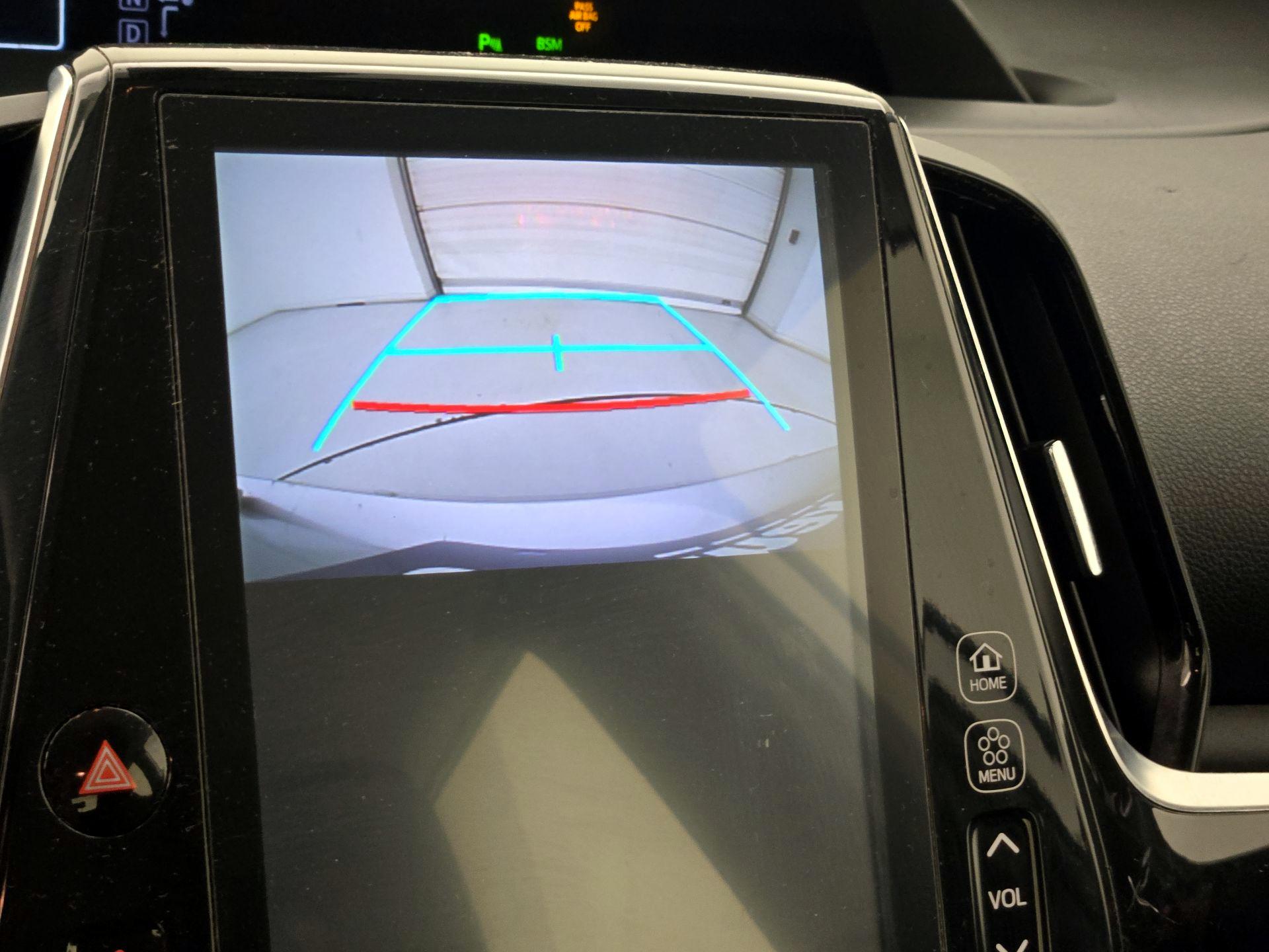 Thumbnail: 2020 Toyota Prius Prime - 15