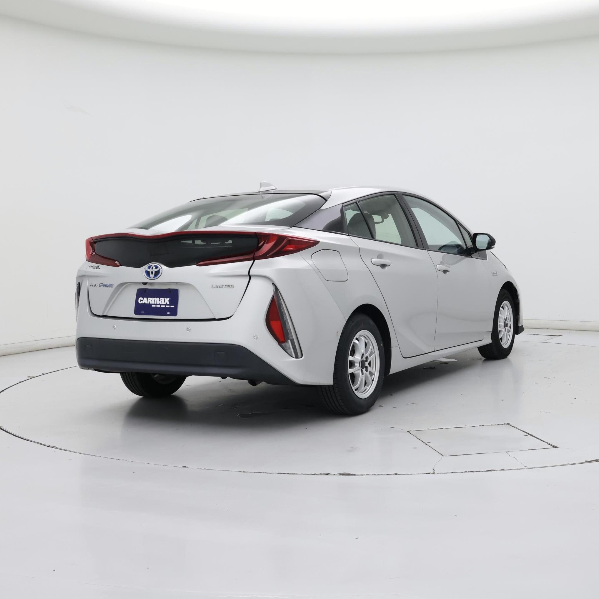 Thumbnail: 2020 Toyota Prius Prime - 8