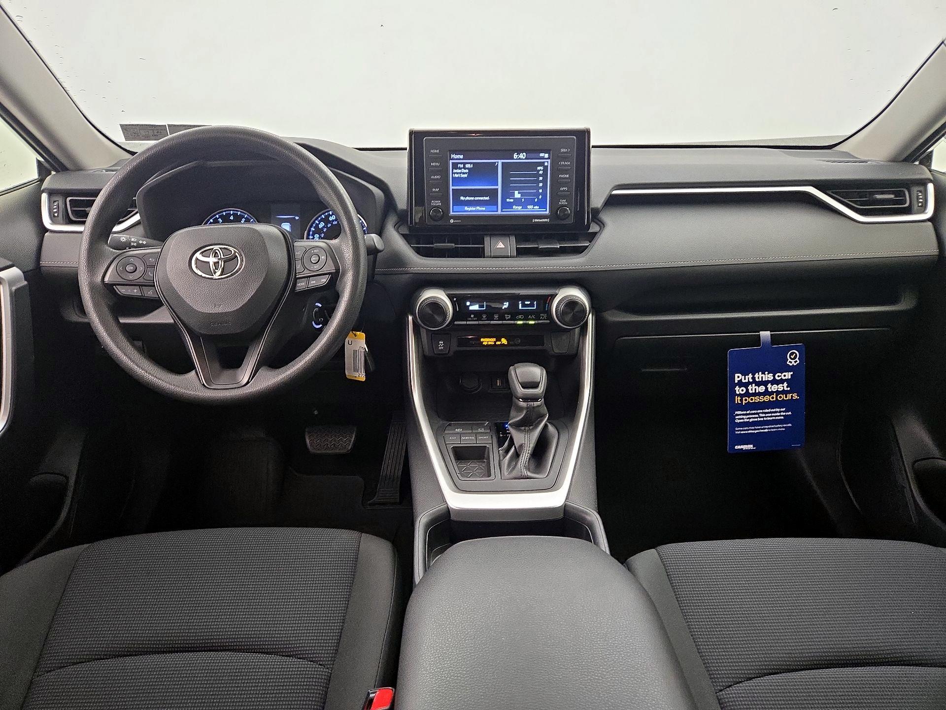Thumbnail: 2020 Toyota RAV4 - 9