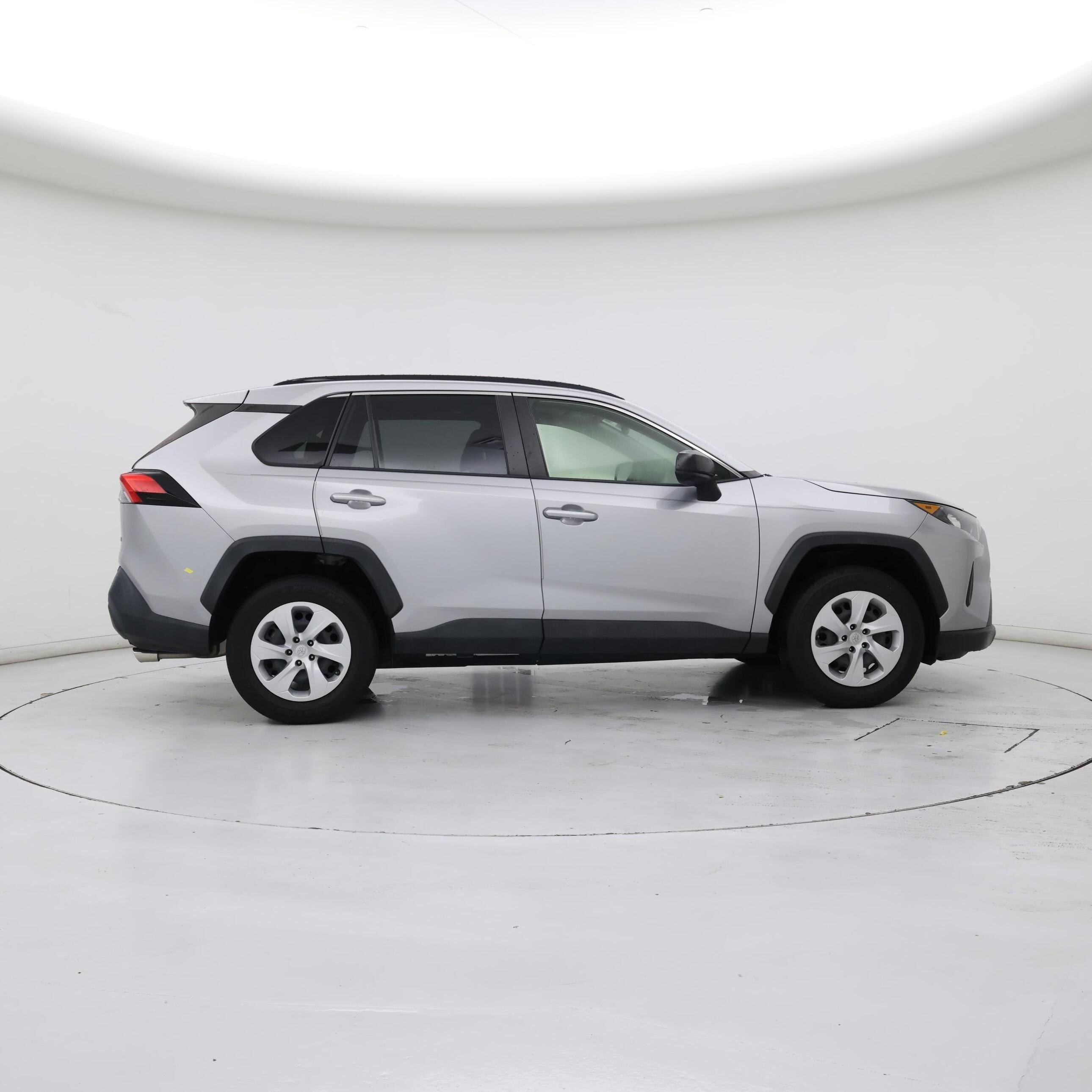 Thumbnail: 2020 Toyota RAV4 - 7