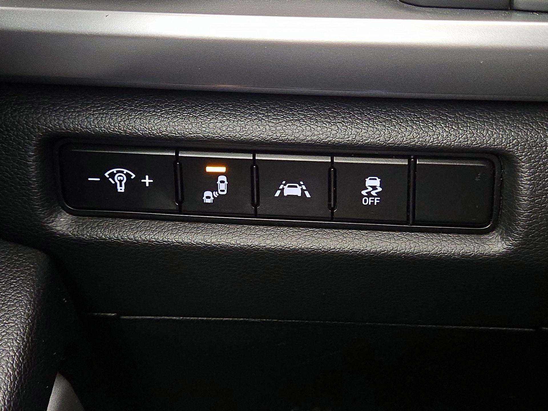 Thumbnail: 2020 Kia Telluride - 13