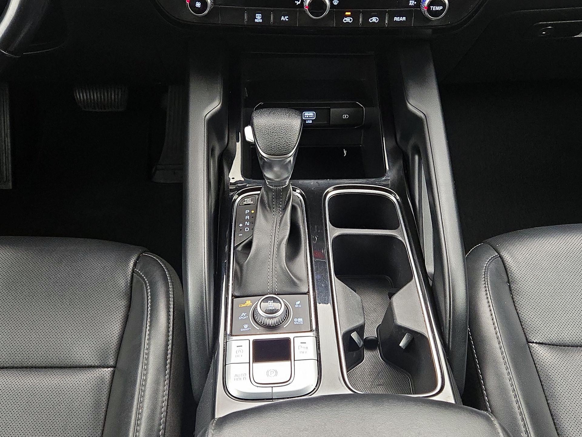 Thumbnail: 2020 Kia Telluride - 17