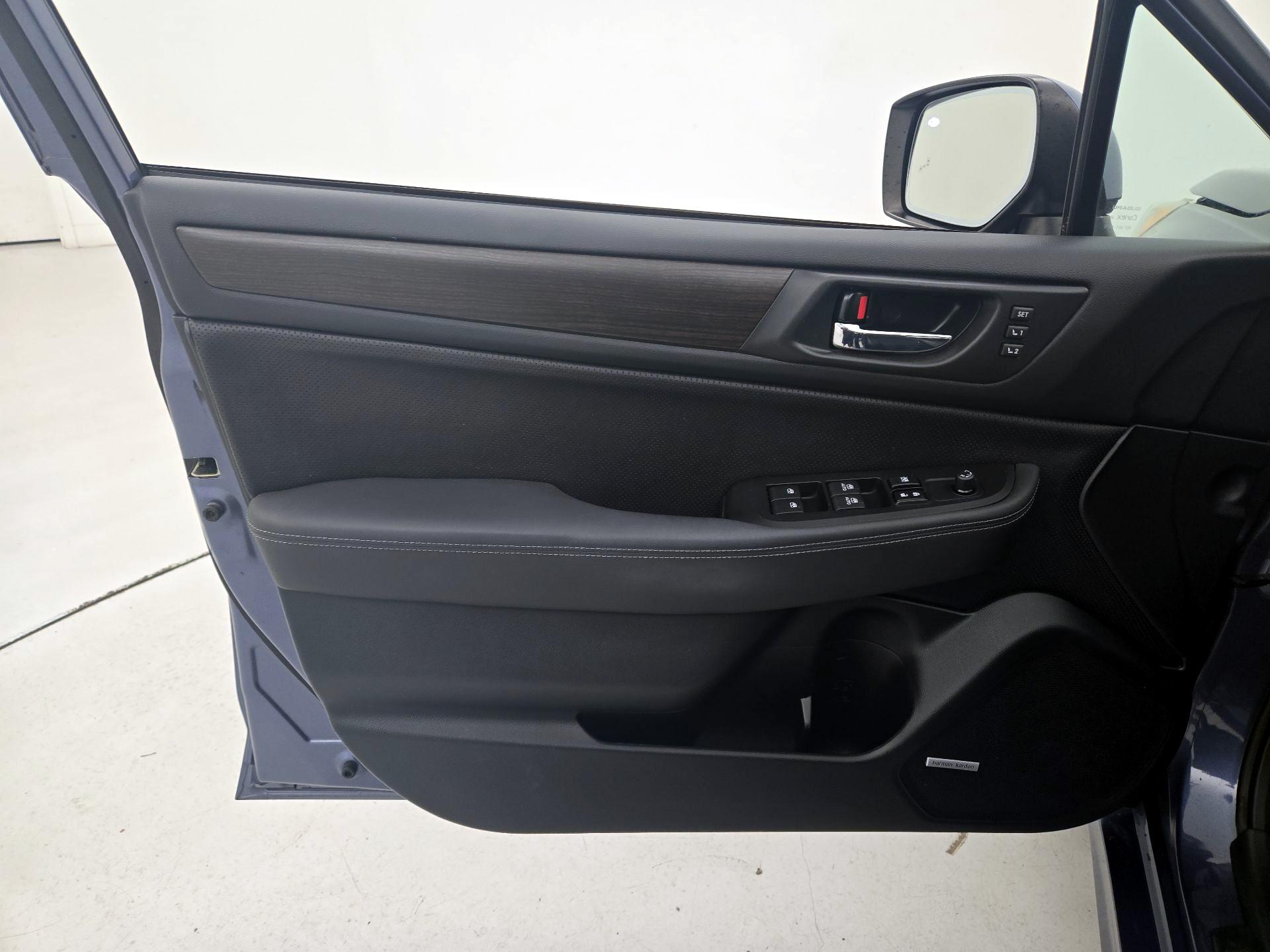 Thumbnail: 2015 Subaru Legacy - 12