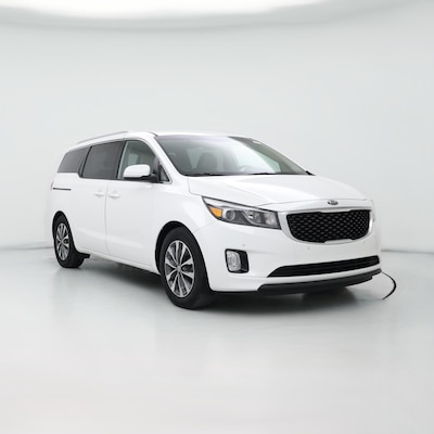 White 2017 Kia Sedona SX