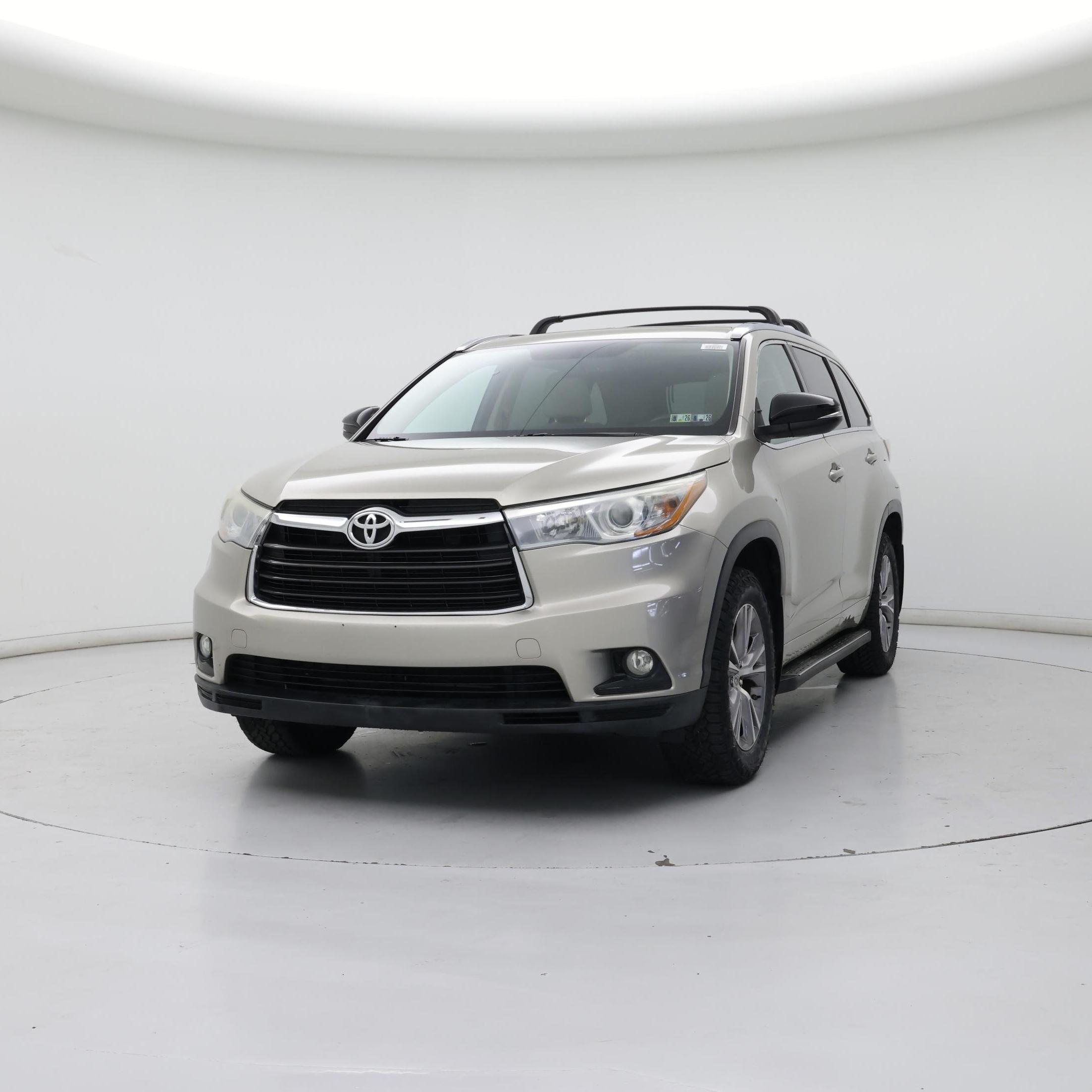 Thumbnail: 2015 Toyota Highlander - 4