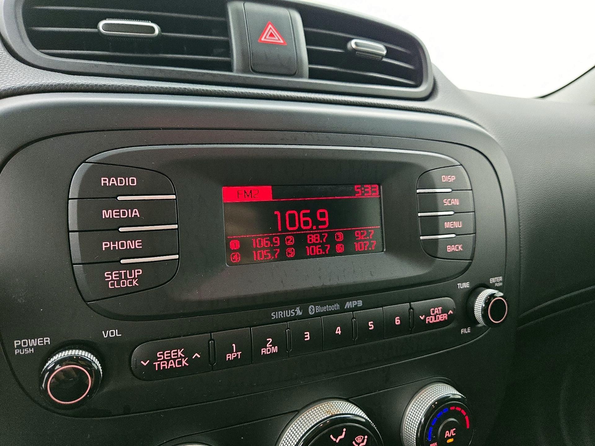 Thumbnail: 2016 Kia Soul - 14