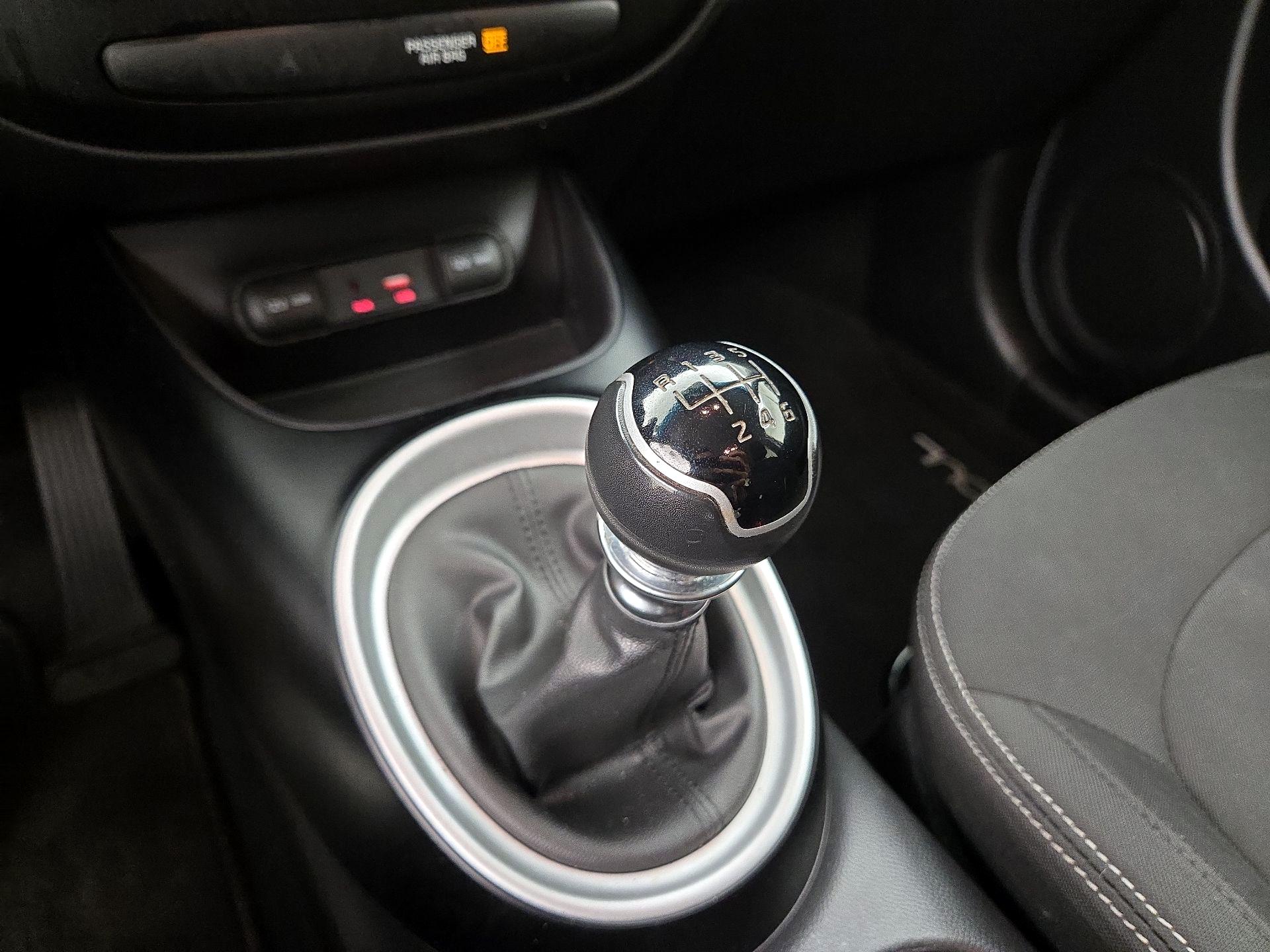 Thumbnail: 2016 Kia Soul - 16