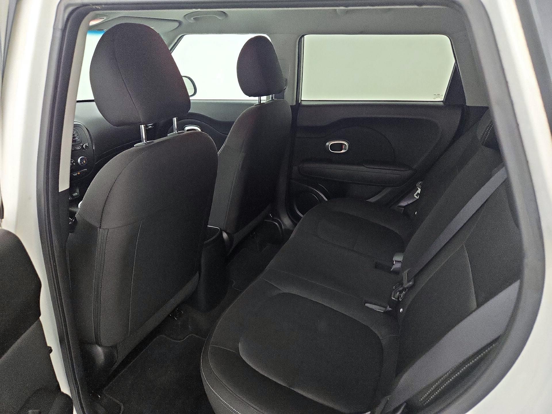 Thumbnail: 2016 Kia Soul - 18