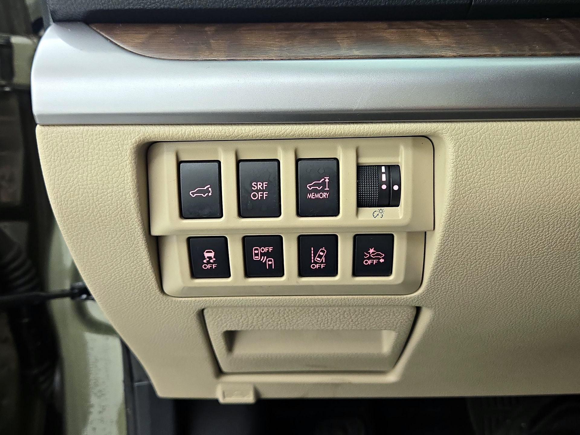 Thumbnail: 2015 Subaru Outback - 13
