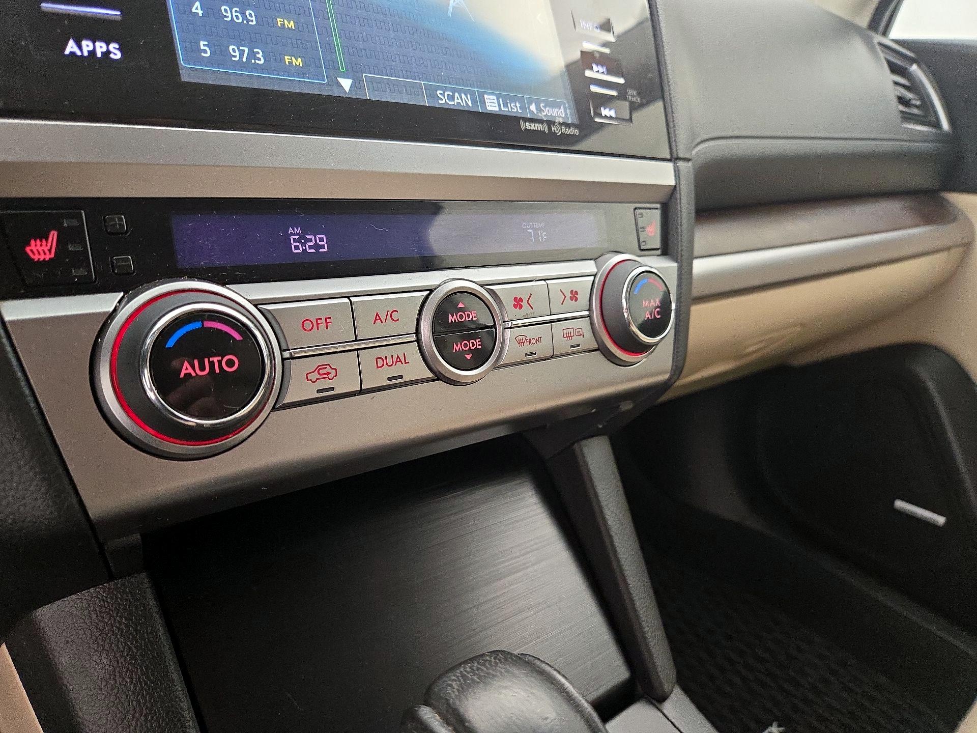 Thumbnail: 2015 Subaru Outback - 17