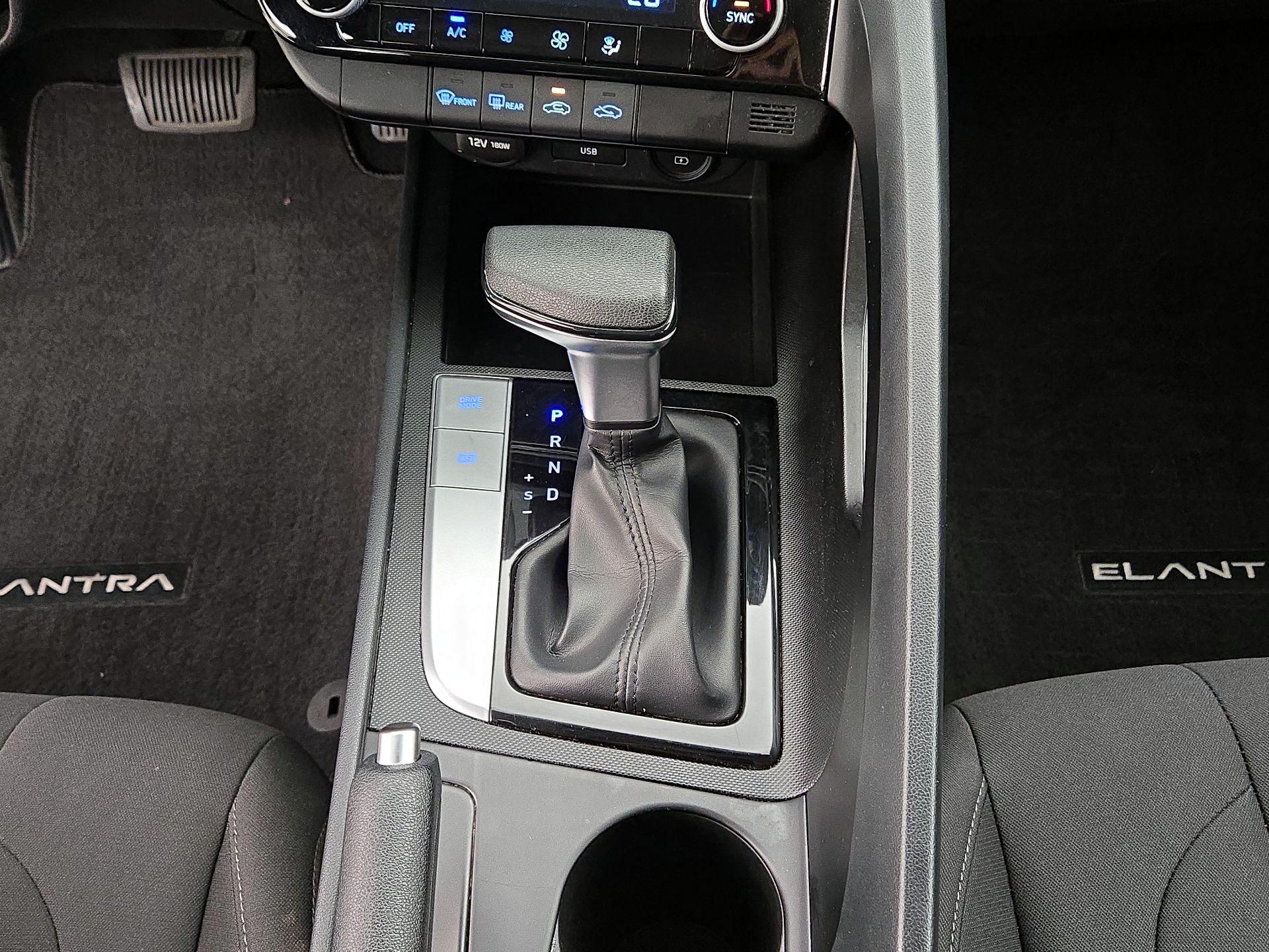 Thumbnail: 2021 Hyundai Elantra - 16