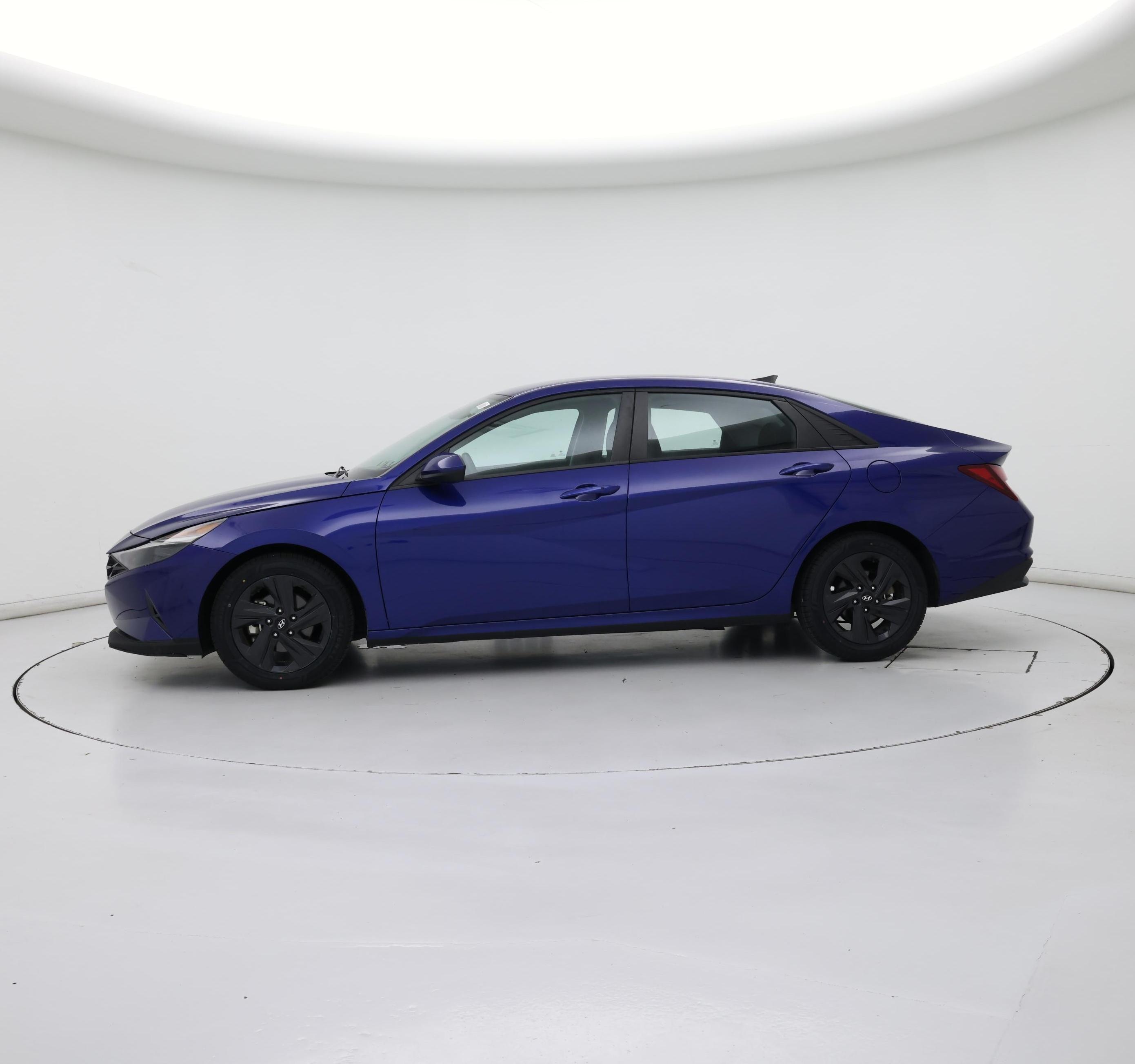Thumbnail: 2021 Hyundai Elantra - 3