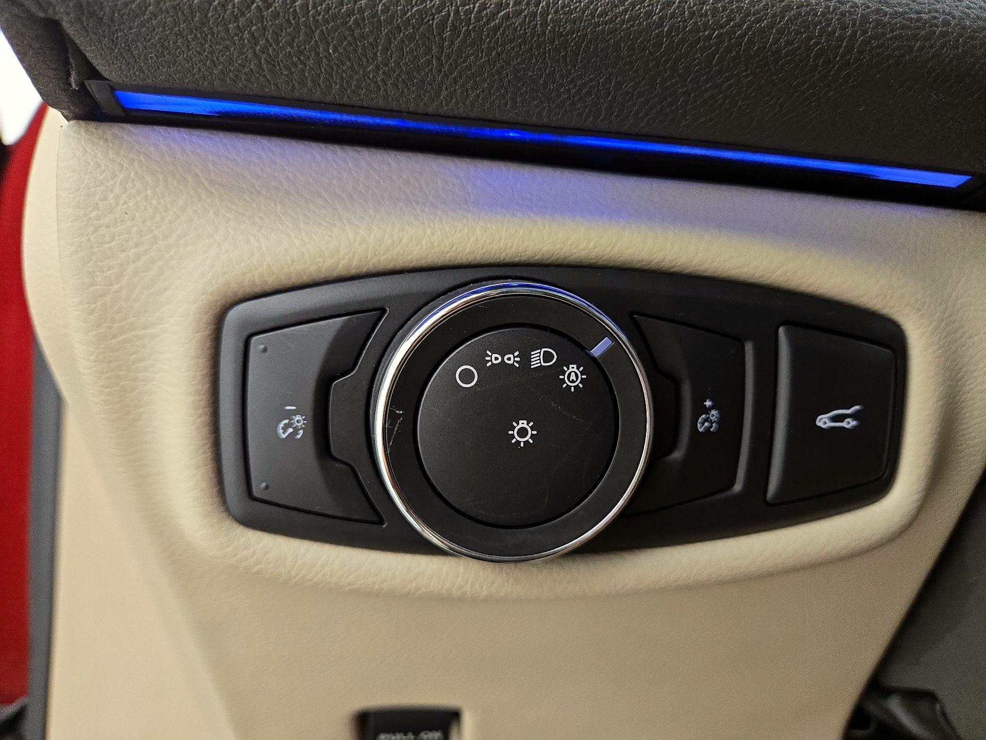 Thumbnail: 2016 Lincoln MKZ - 13
