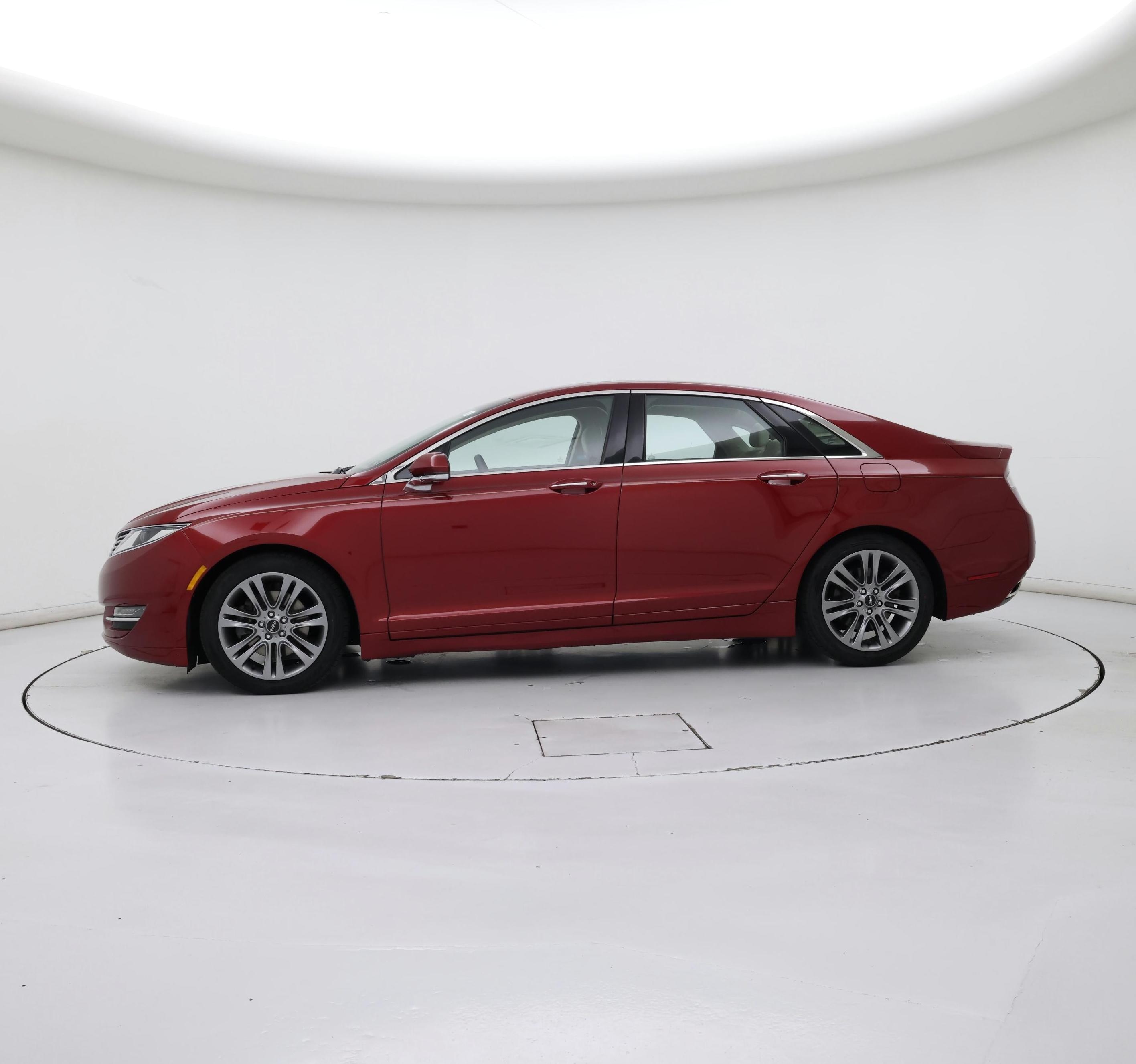Thumbnail: 2016 Lincoln MKZ - 3