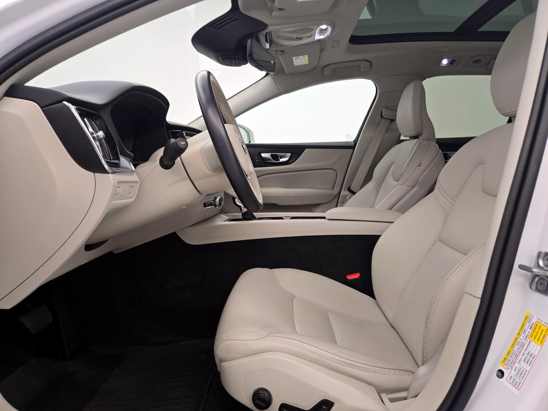Thumbnail: 2020 Volvo S60 - 11