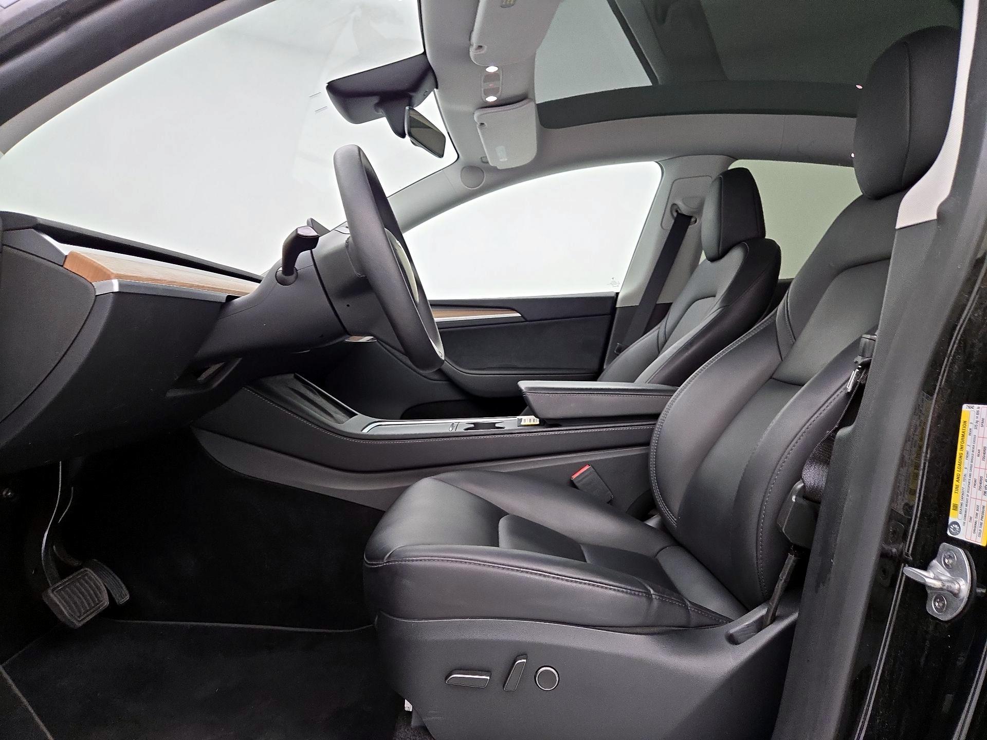 Thumbnail: 2024 Tesla Model Y - 11