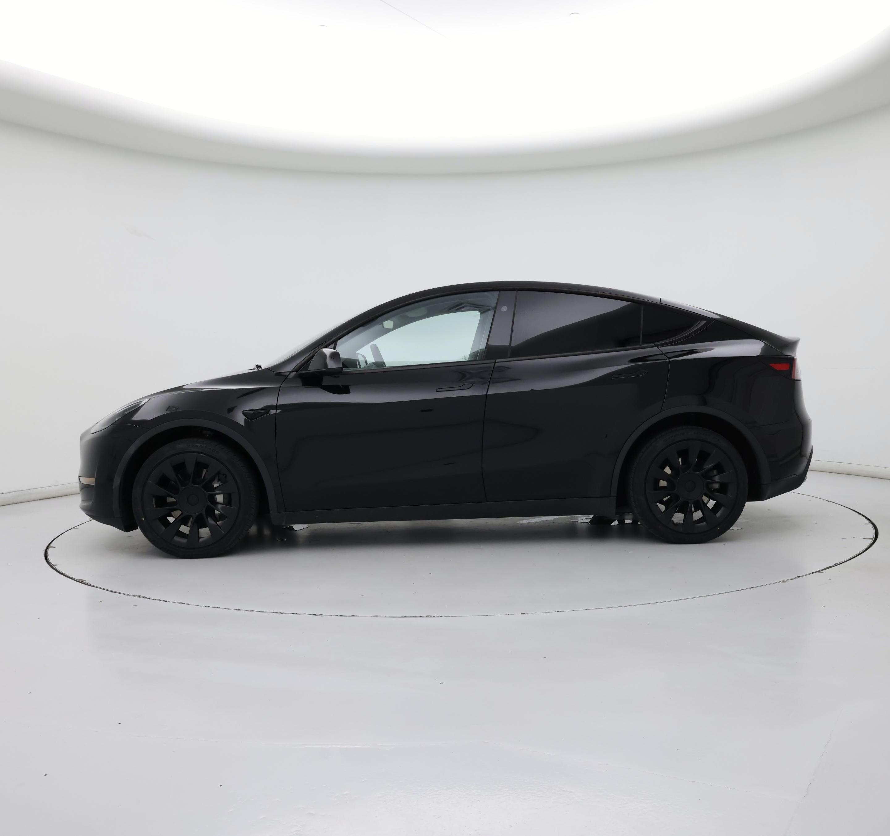 Thumbnail: 2024 Tesla Model Y - 3