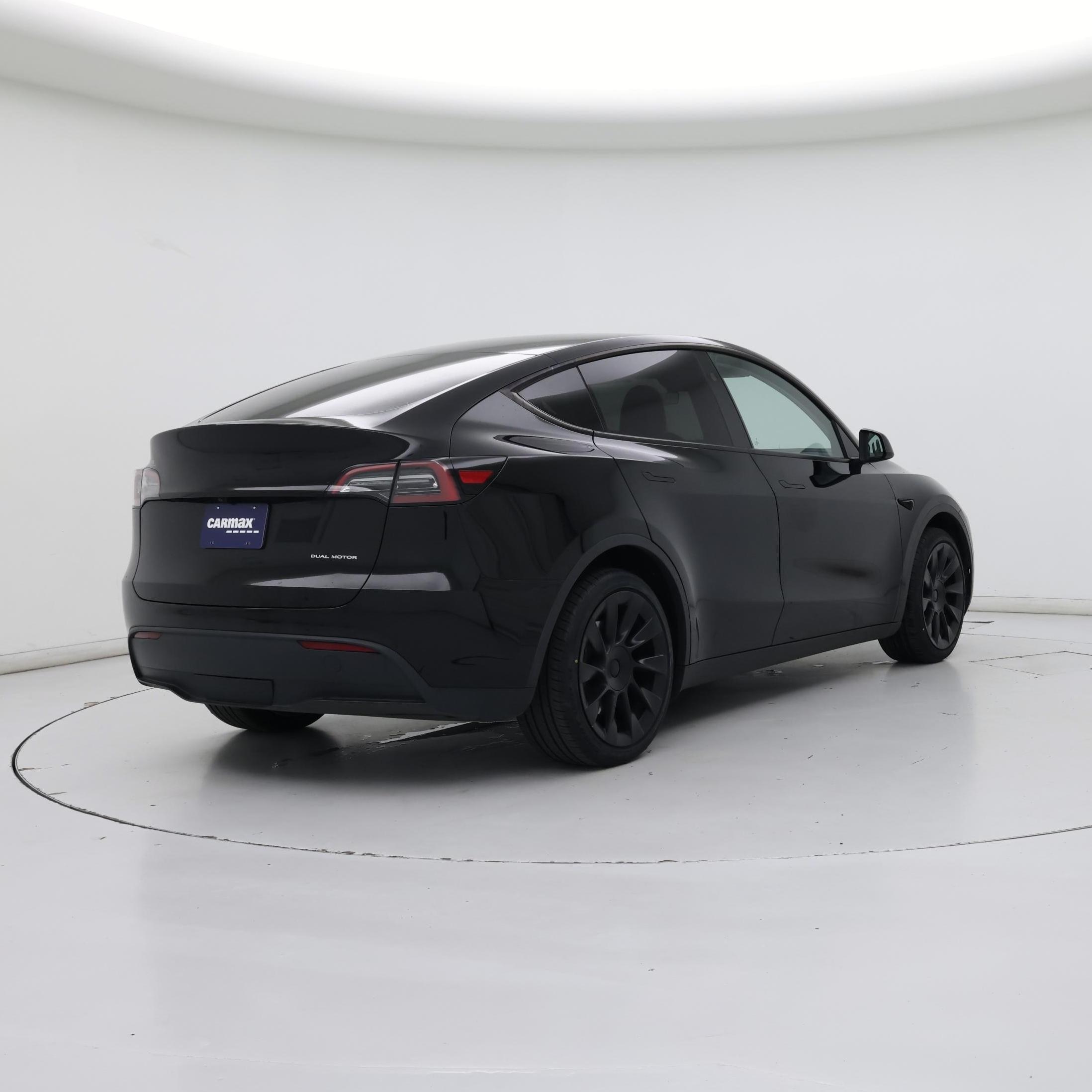 Thumbnail: 2024 Tesla Model Y - 8