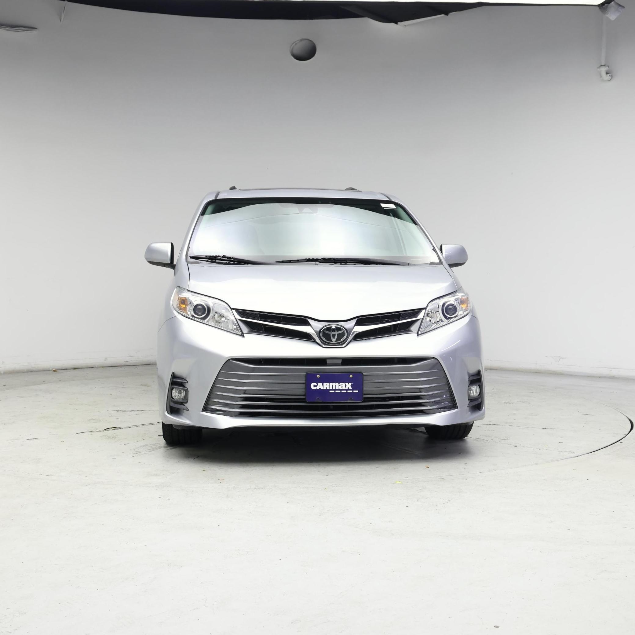 Thumbnail: 2020 Toyota Sienna - 5