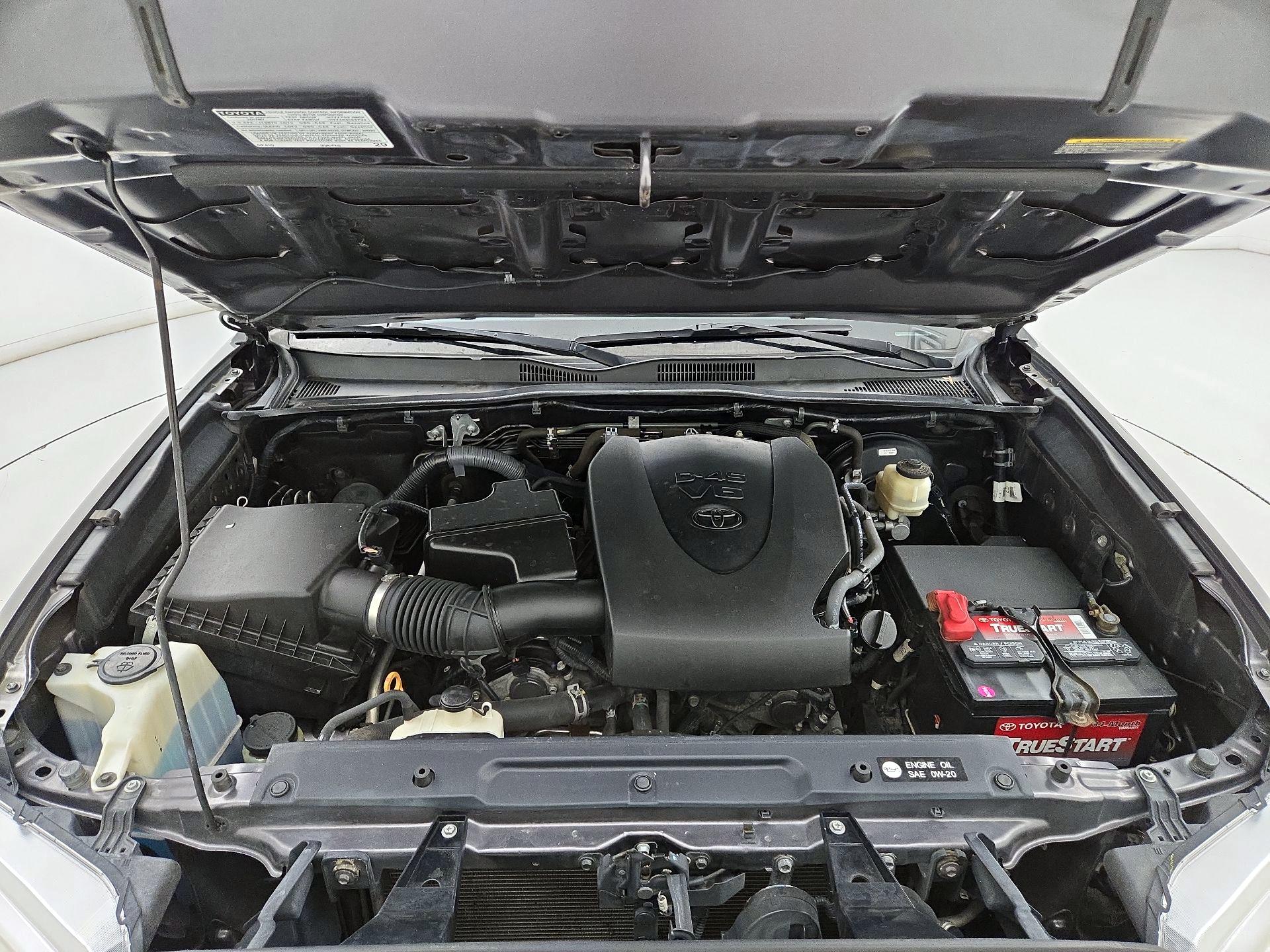Thumbnail: 2017 Toyota Tacoma - 20