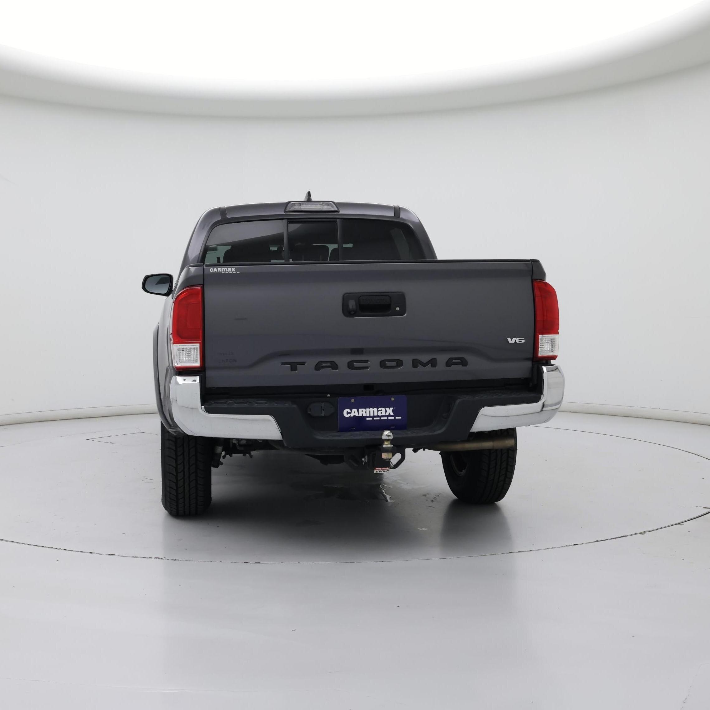 Thumbnail: 2017 Toyota Tacoma - 6