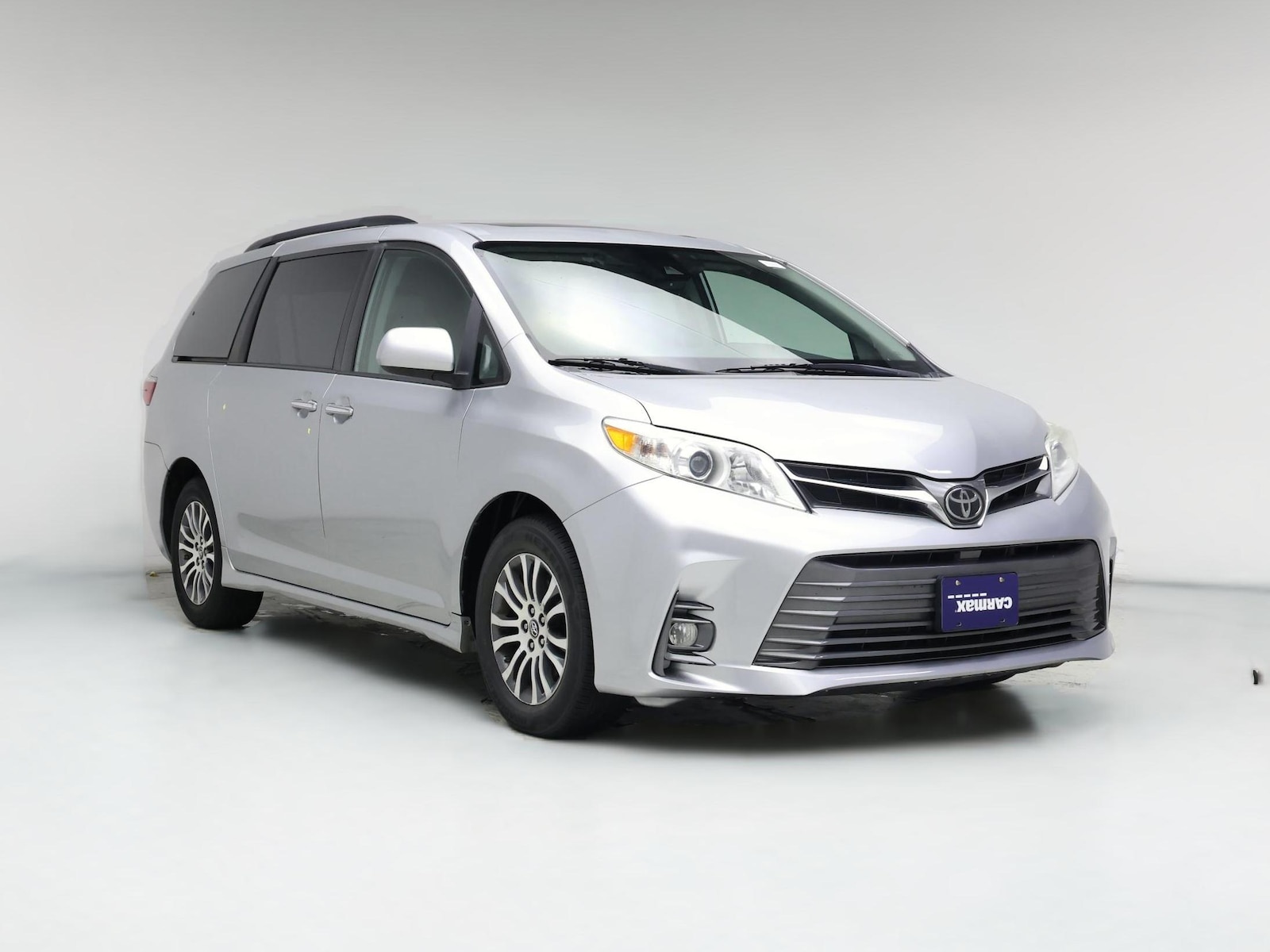2020 Toyota Sienna XLE
