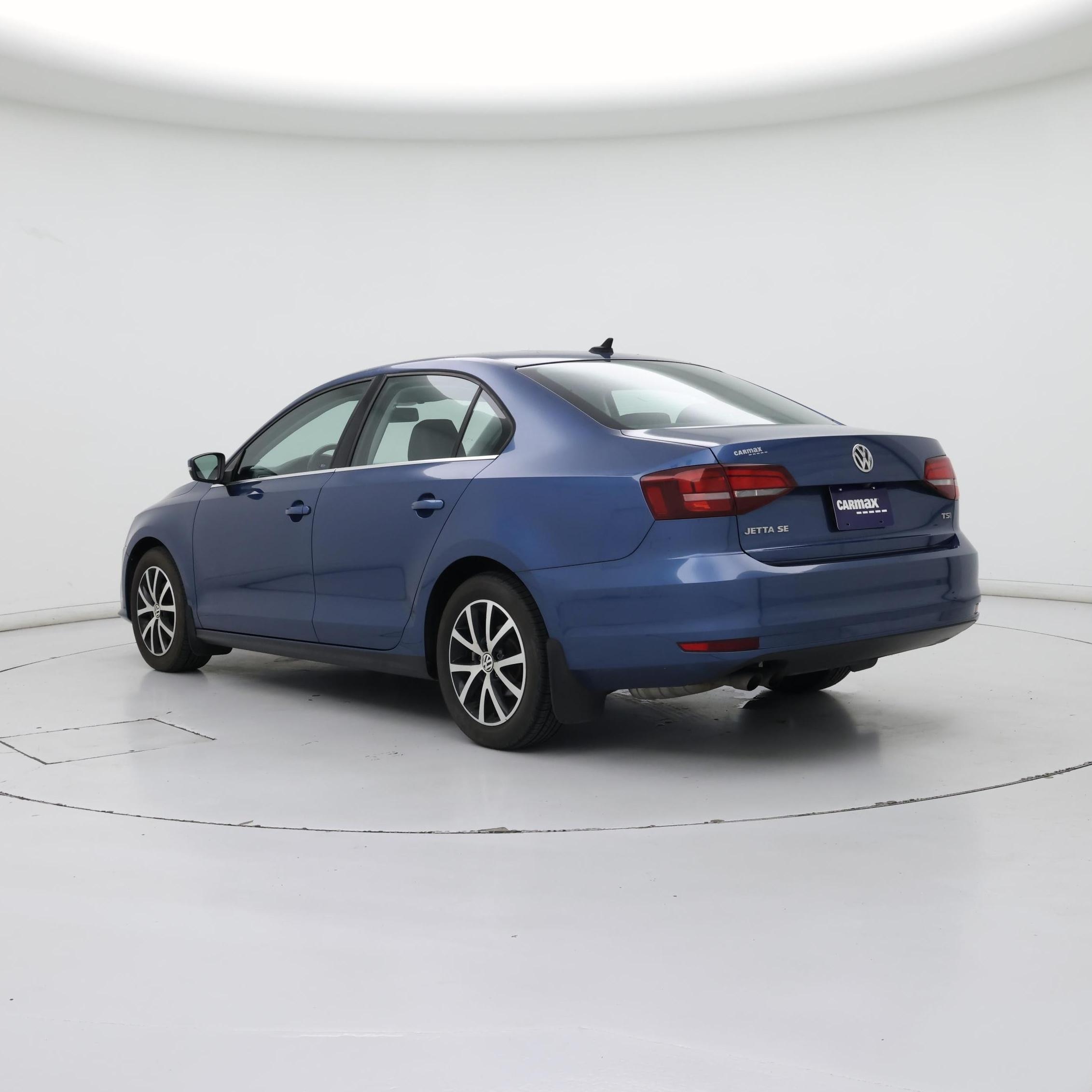 Thumbnail: 2017 Volkswagen Jetta - 2